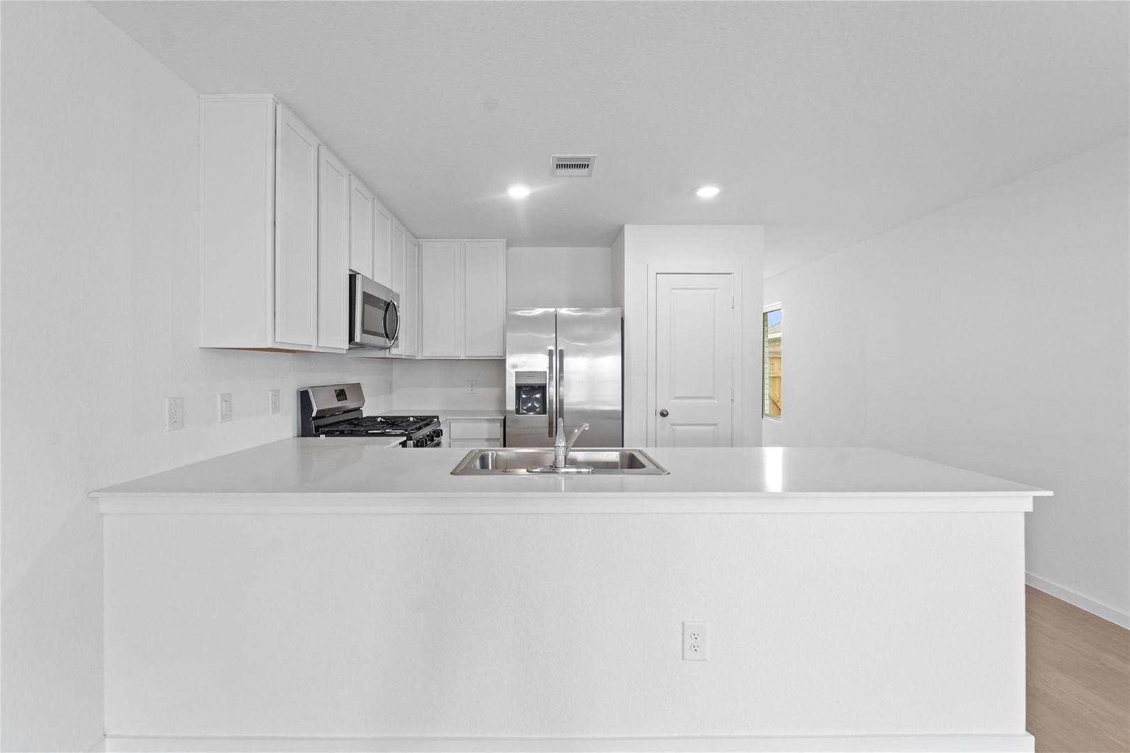 28735 Texas Plains Drive Property Photo 8