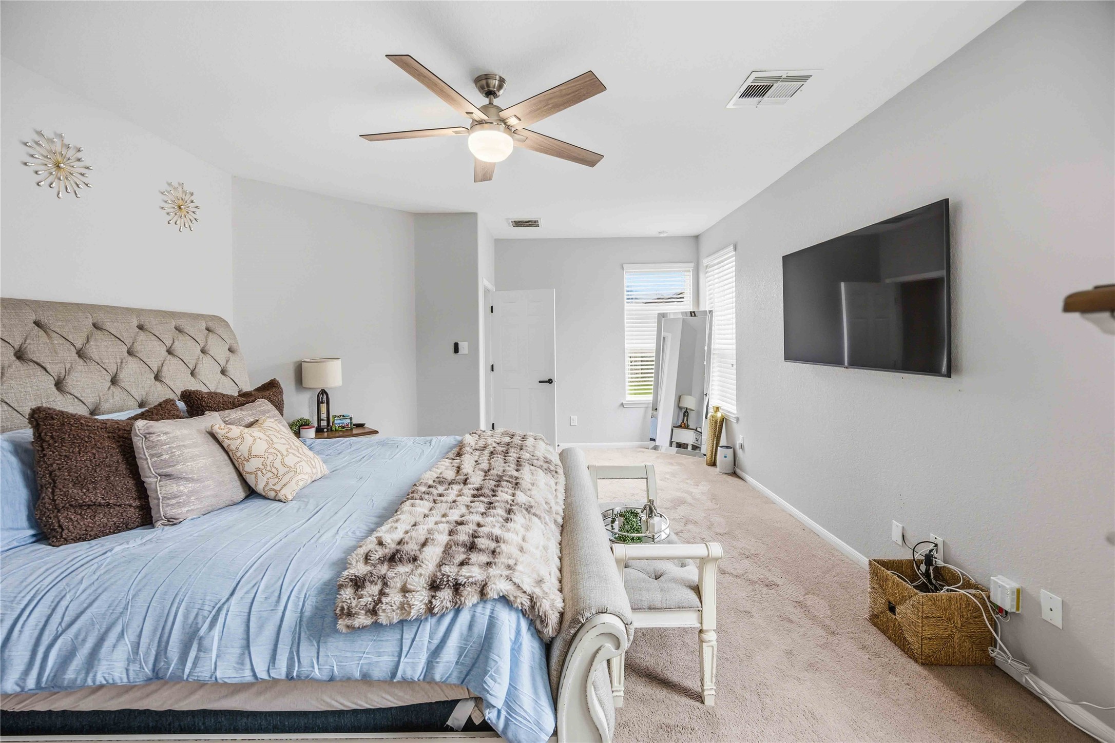 14702 Meadow Acre Trail Property Photo 9