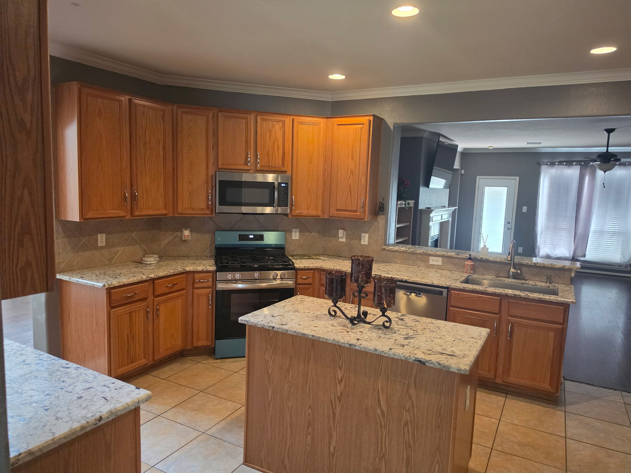 27114 Sunset Pines Drive Property Photo 2