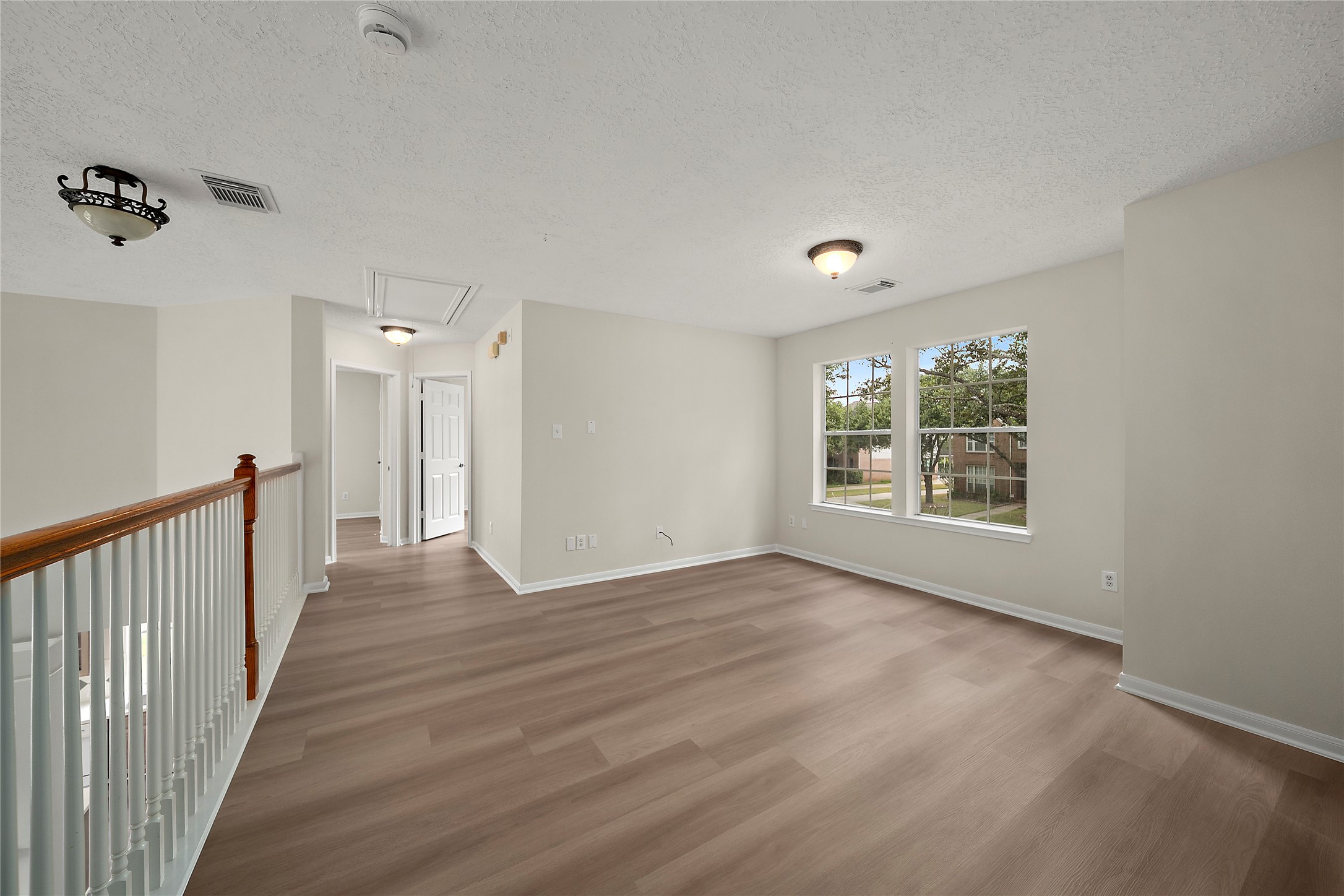 1715 Brightlake Way Property Photo 21