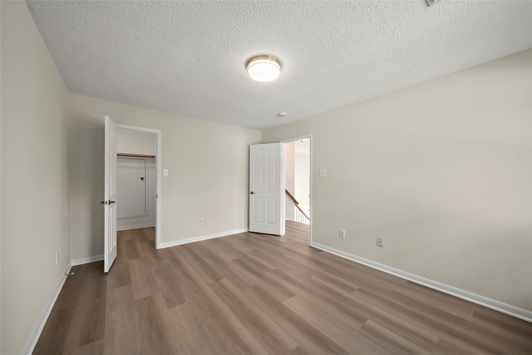 1715 Brightlake Way Property Photo 27