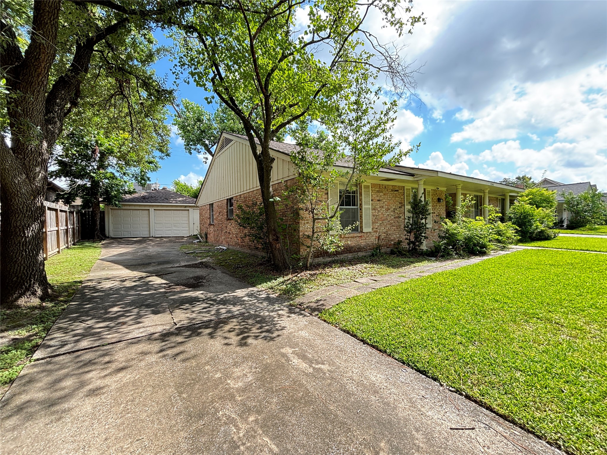 12342 Barryknoll Lane Property Photo 25