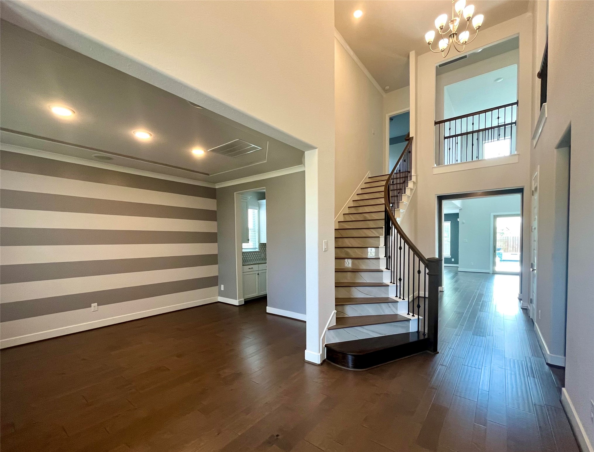 23707 Montclair Forest Trail Property Photo 8