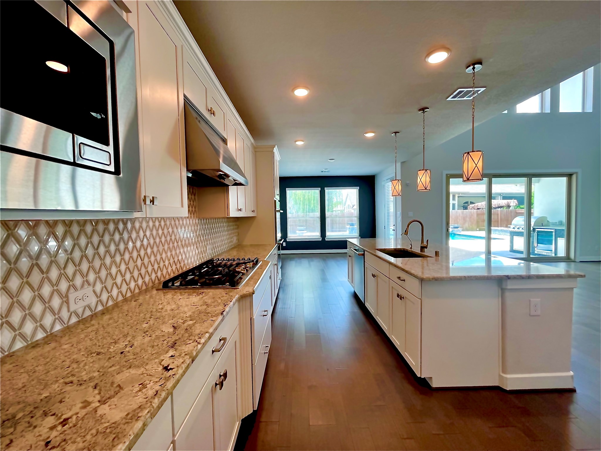 23707 Montclair Forest Trail Property Photo 11
