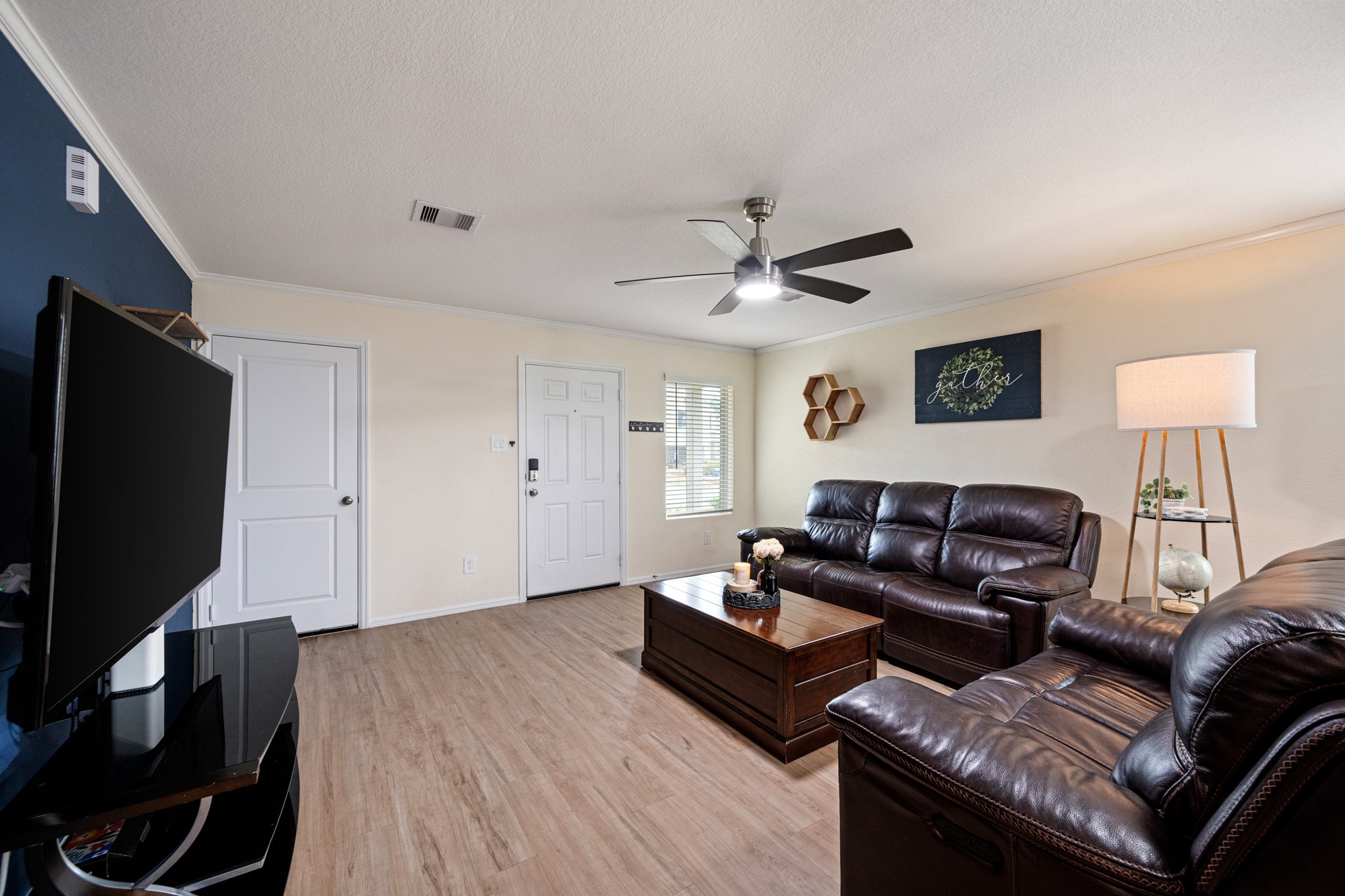 760 Hackberry Branch Court Property Photo 4