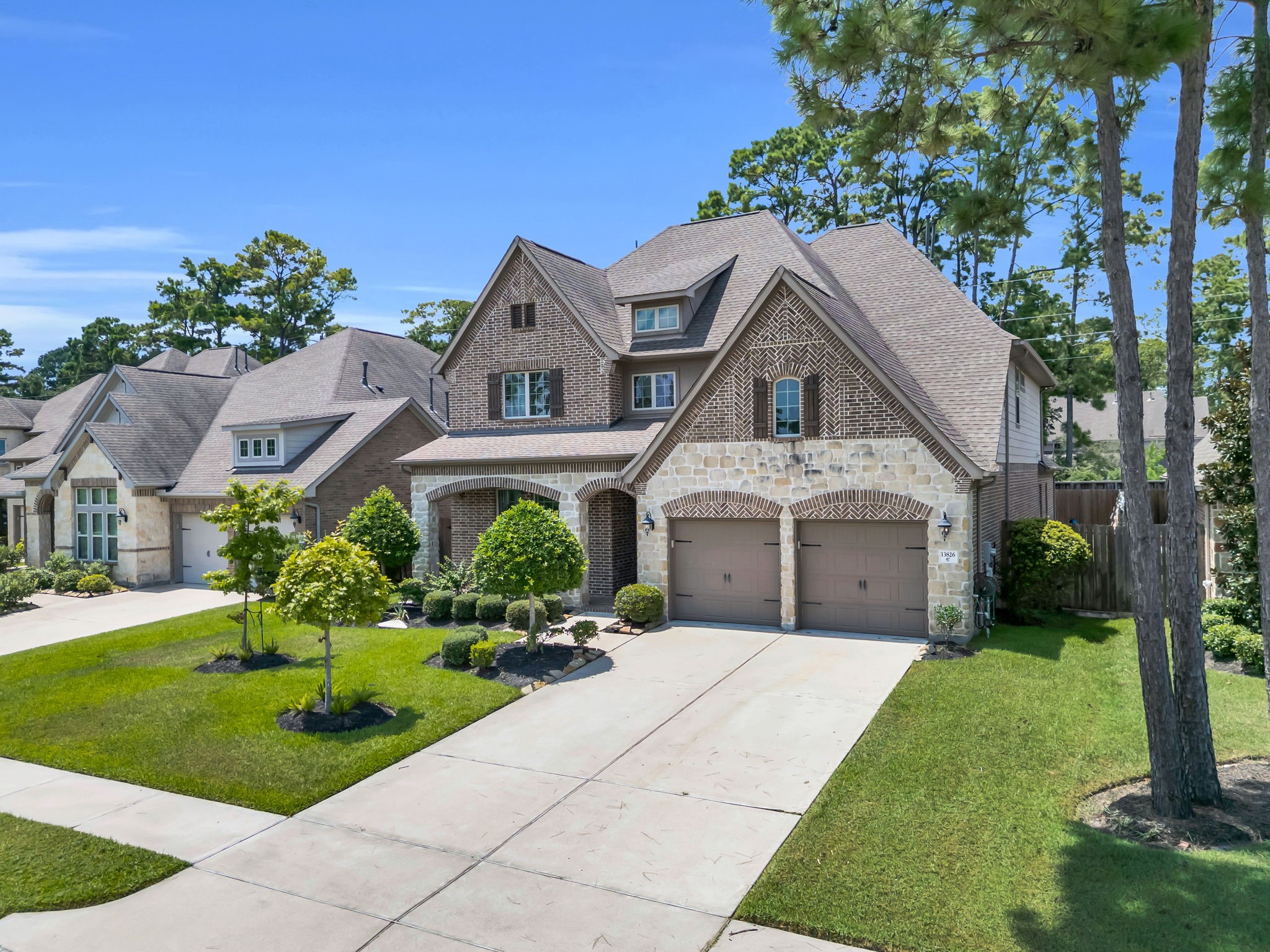 13826 Oakdale Glen Trace Property Photo 3