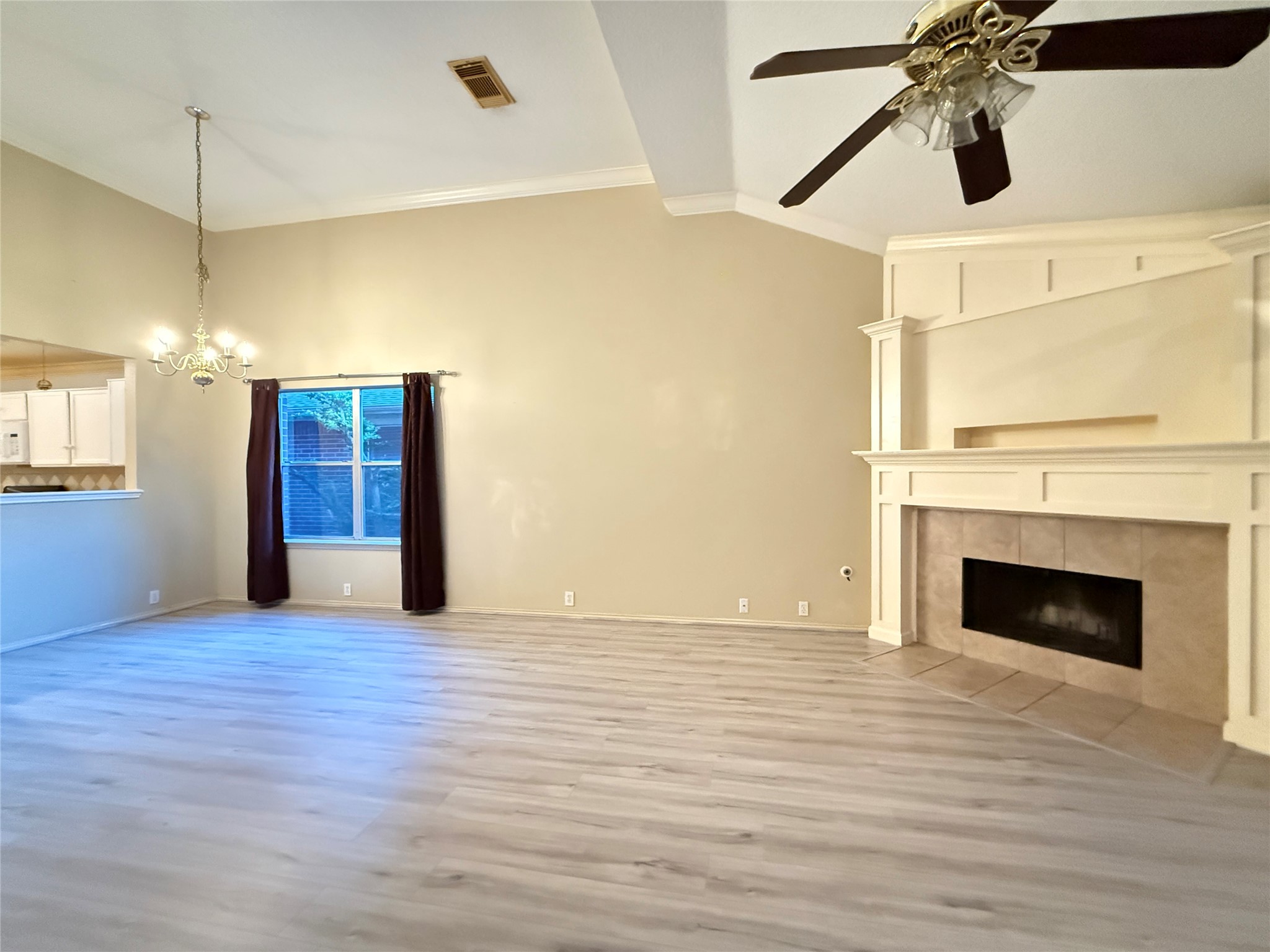 19134 Broadwind Lane Property Photo 5
