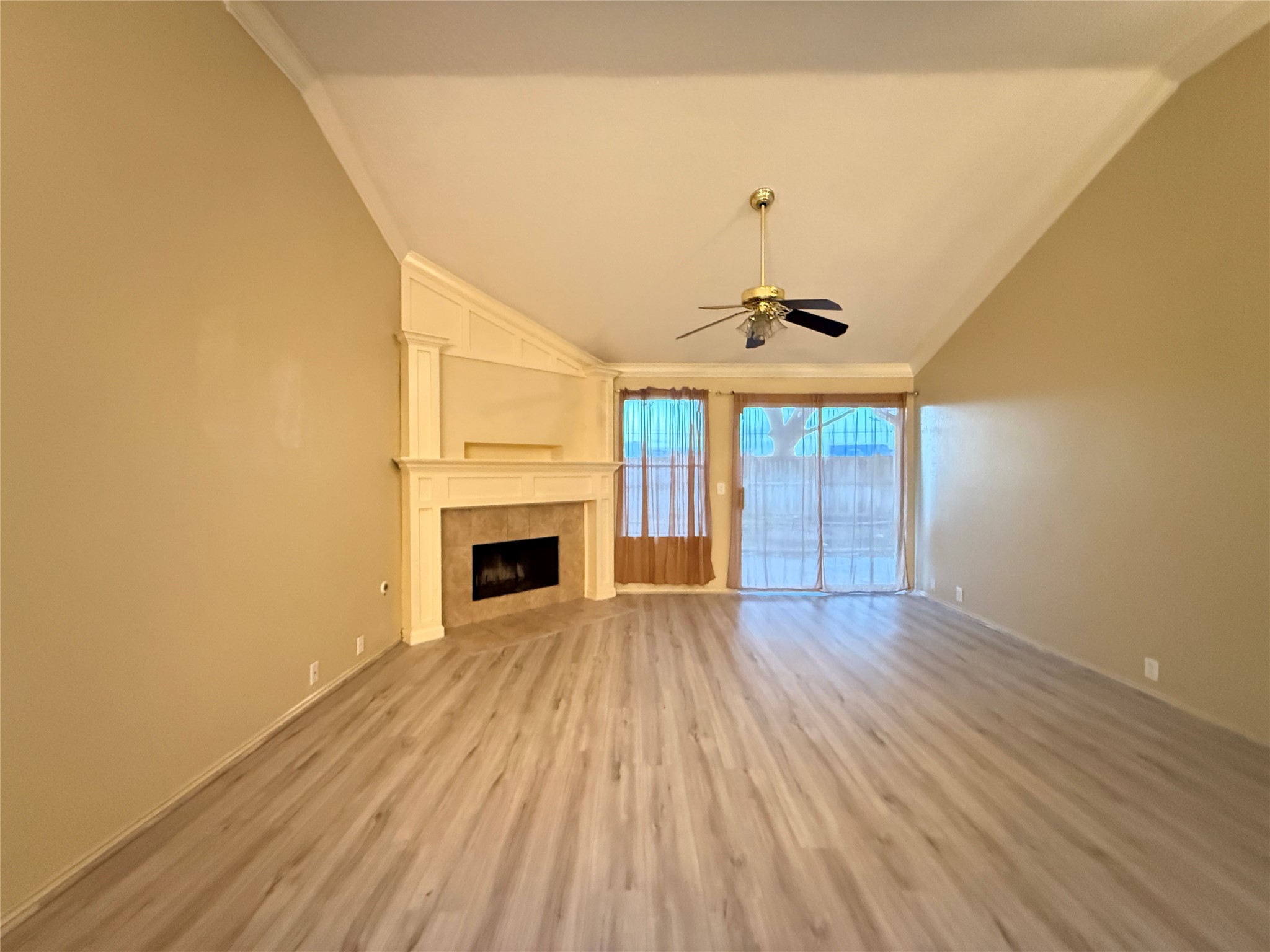 19134 Broadwind Lane Property Photo 6
