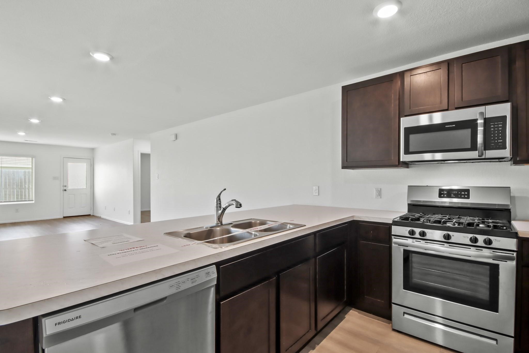 8807 Bar Harbor Drive Property Photo 5