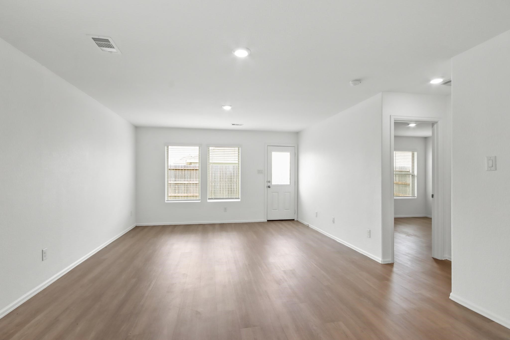 8807 Bar Harbor Drive Property Photo 8
