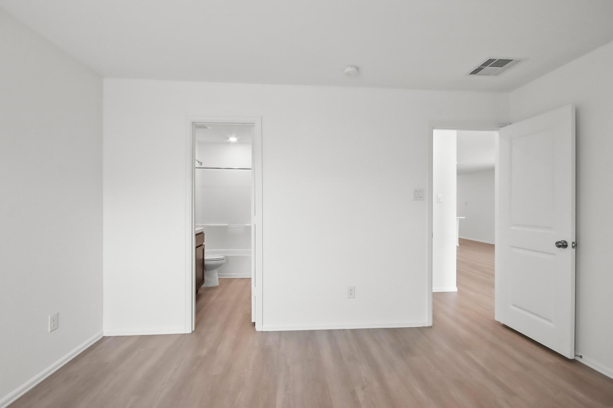 8807 Bar Harbor Drive Property Photo 11