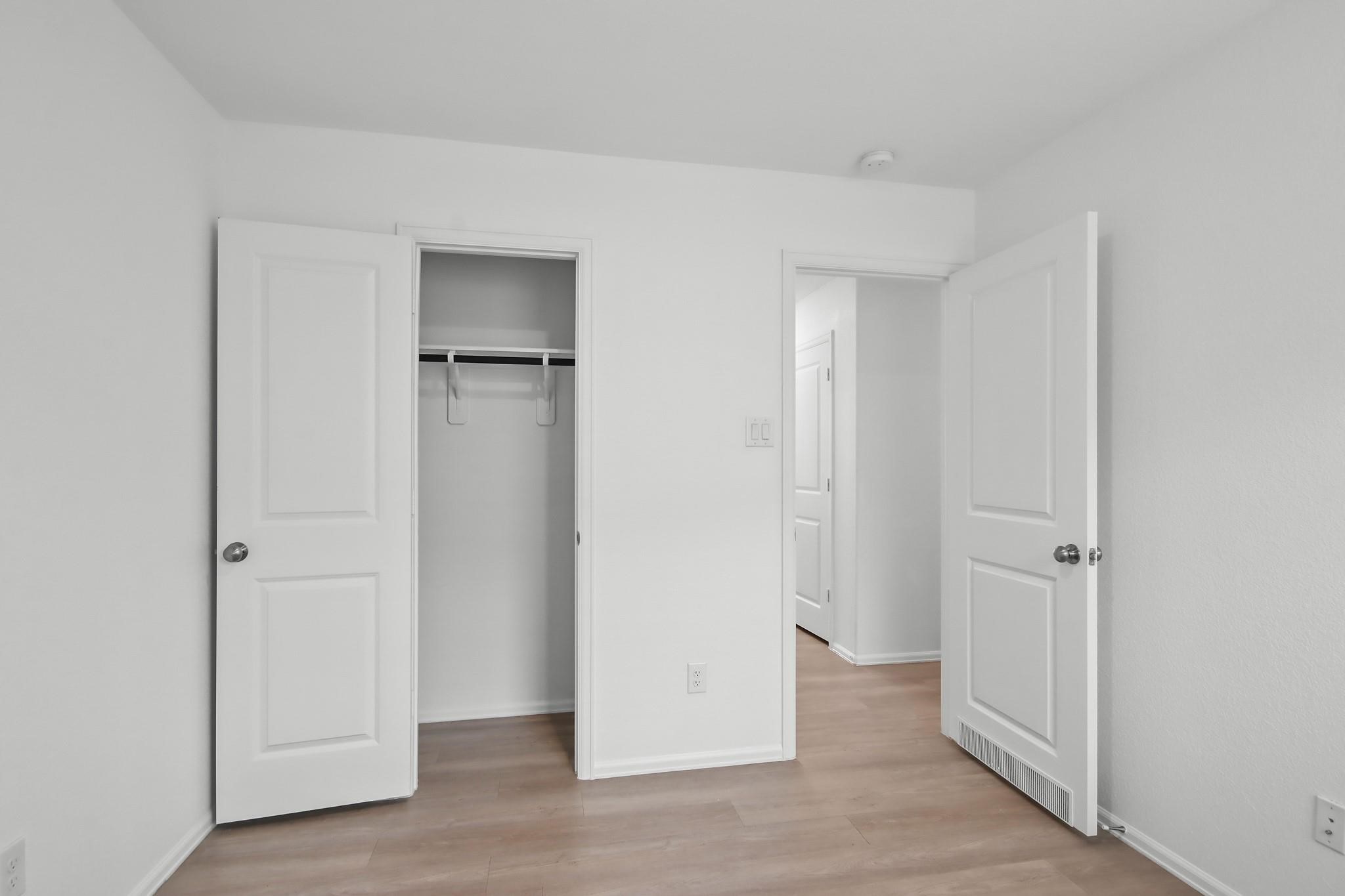 8807 Bar Harbor Drive Property Photo 22