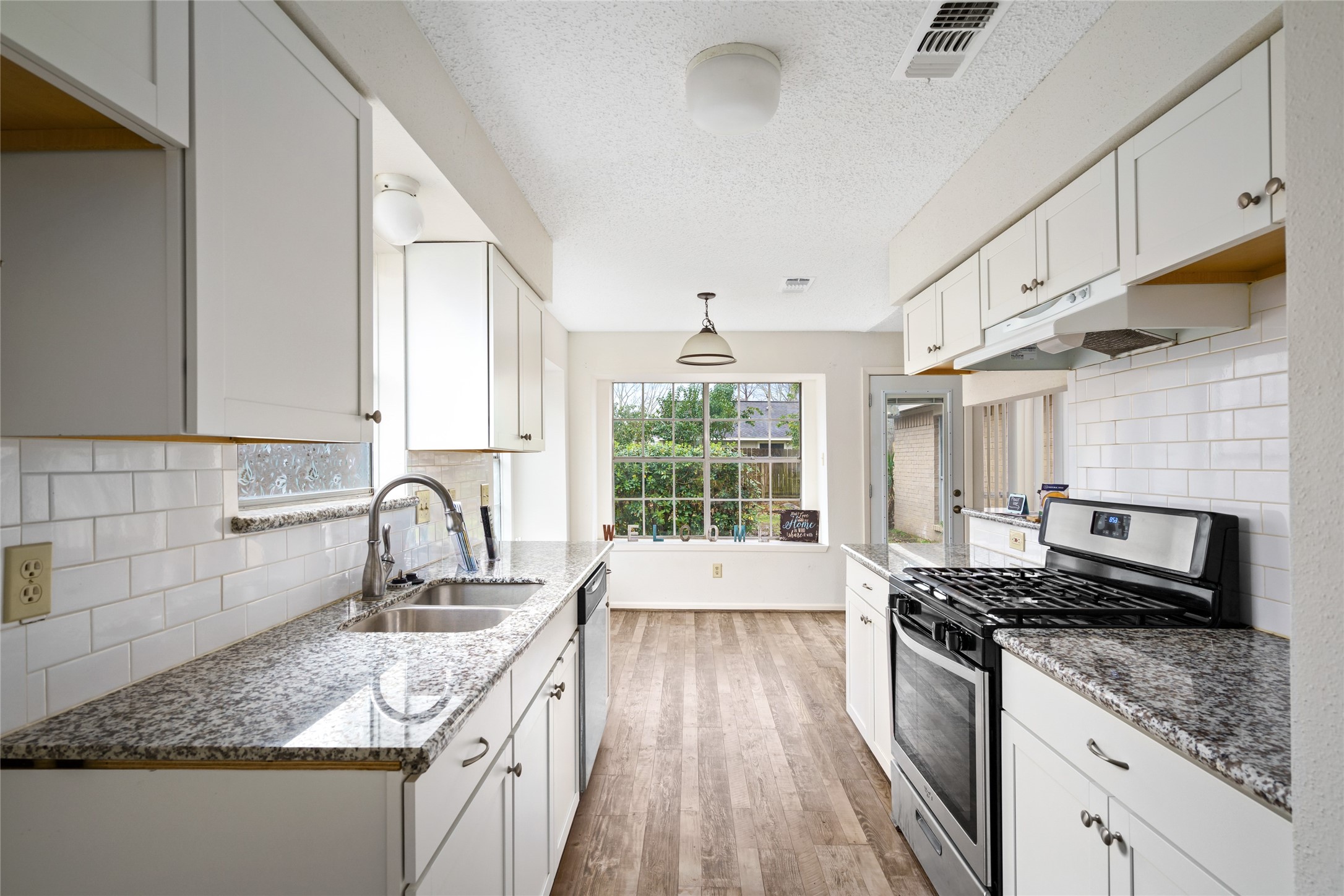 3107 Timber View Drive Property Photo 12