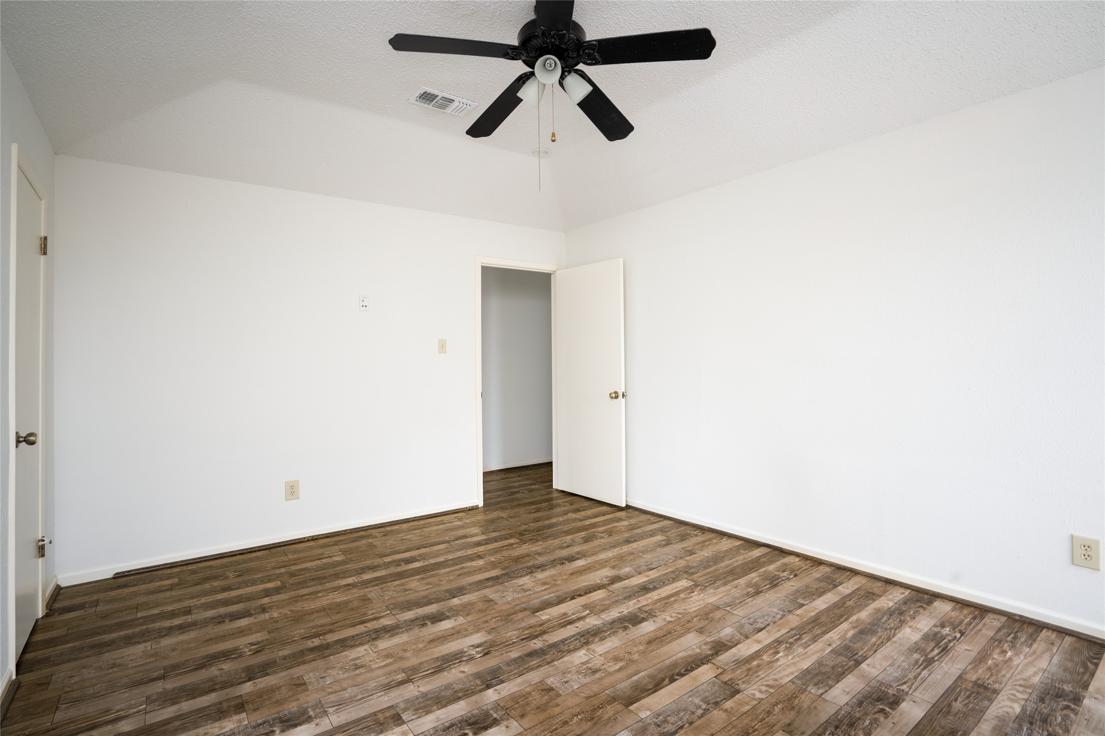 3107 Timber View Drive Property Photo 19