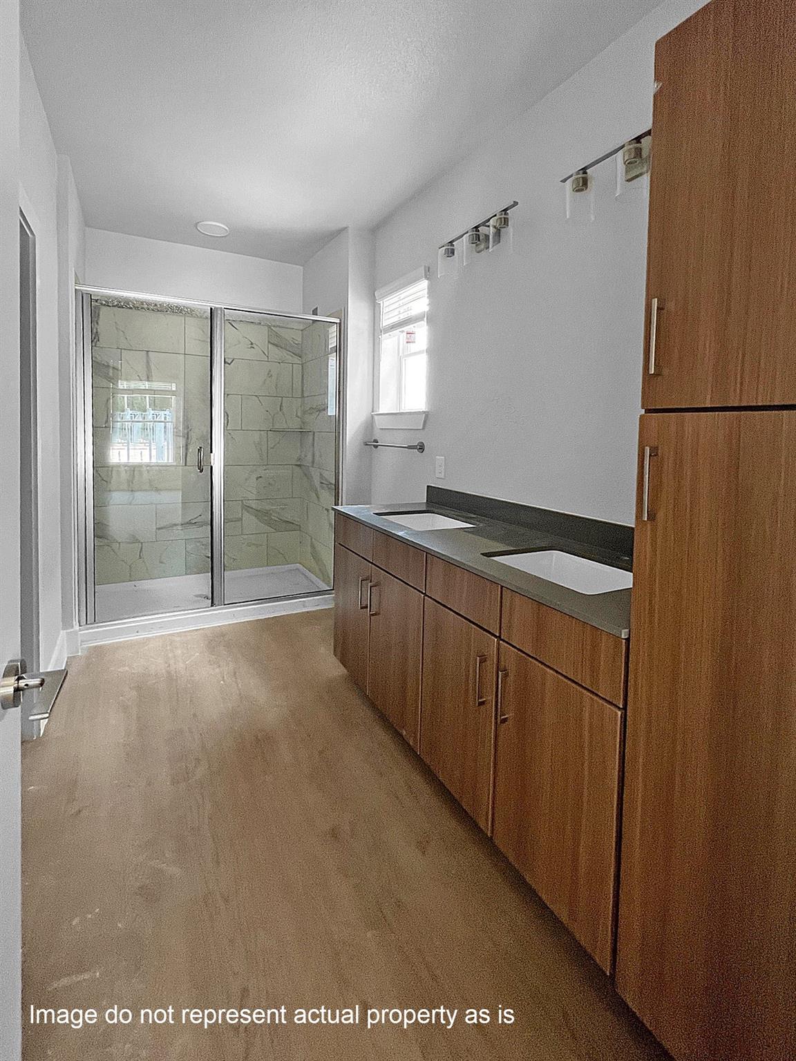 2400-37 Montgomery Park Property Photo 6