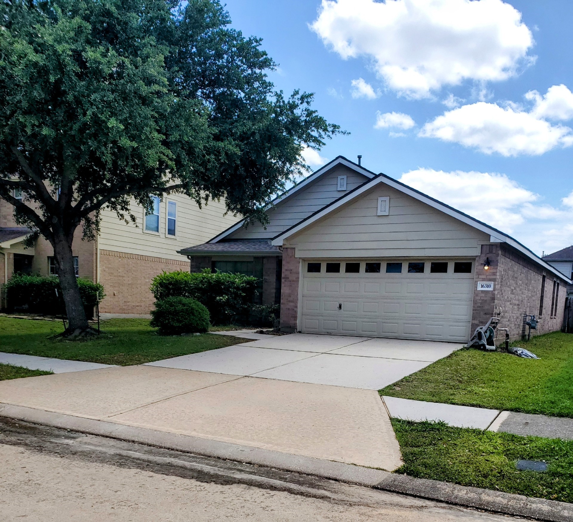 16310 Cole Bridge Lane Property Photo 1