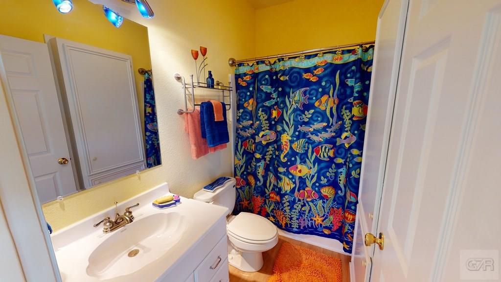 978 Mary Ann Property Photo 5