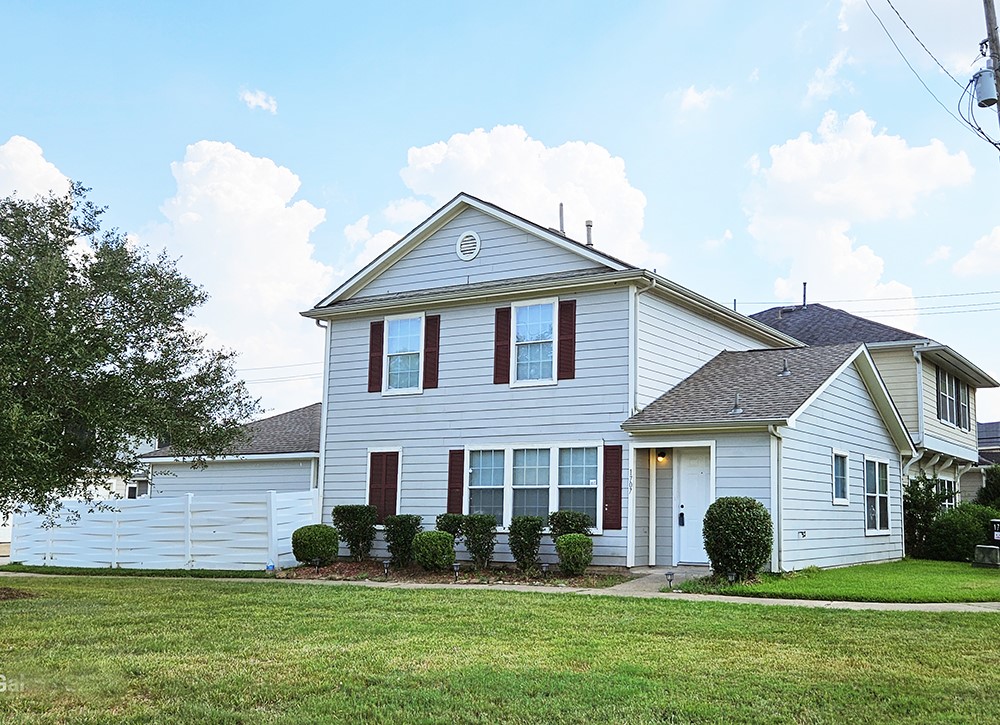 1707 Nichole Woods Drive Property Photo 1