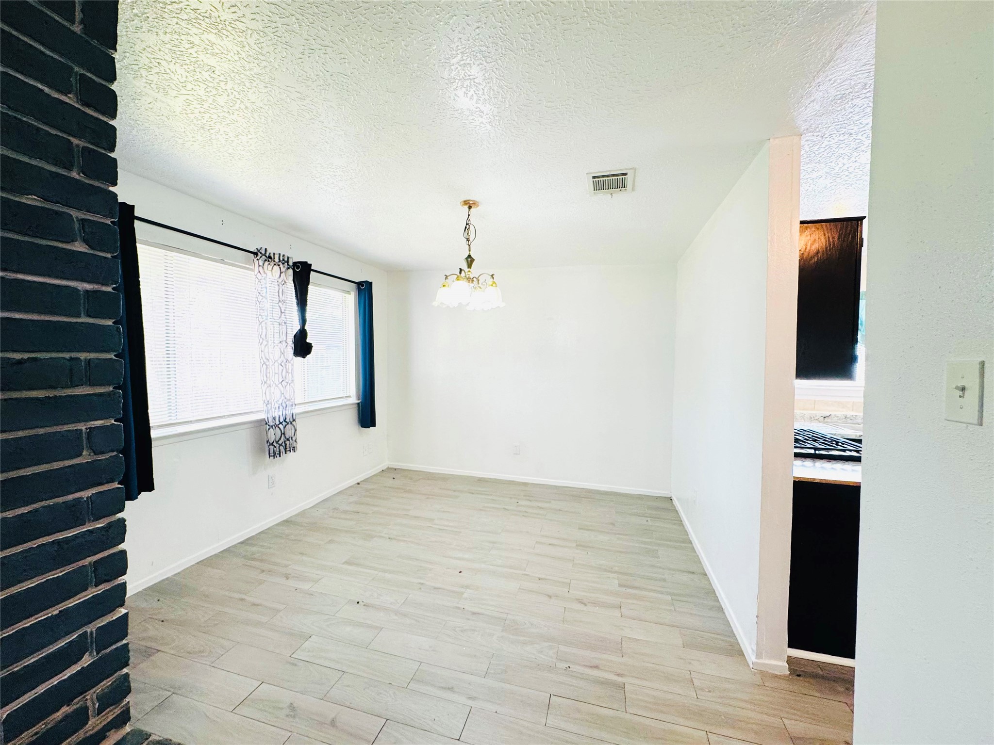 1803 Ripple Creek Drive Property Photo 9