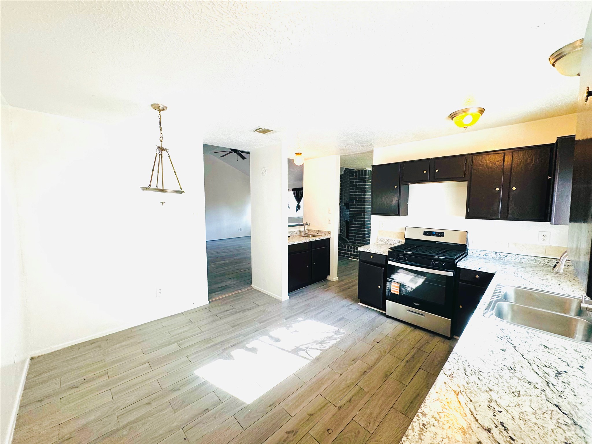 1803 Ripple Creek Drive Property Photo 14