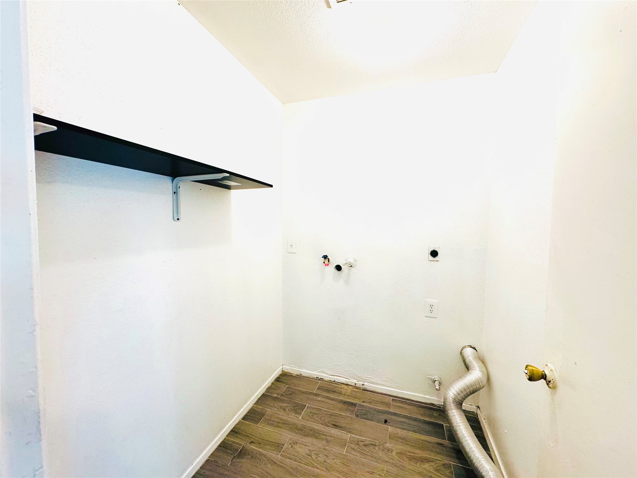 1803 Ripple Creek Drive Property Photo 15