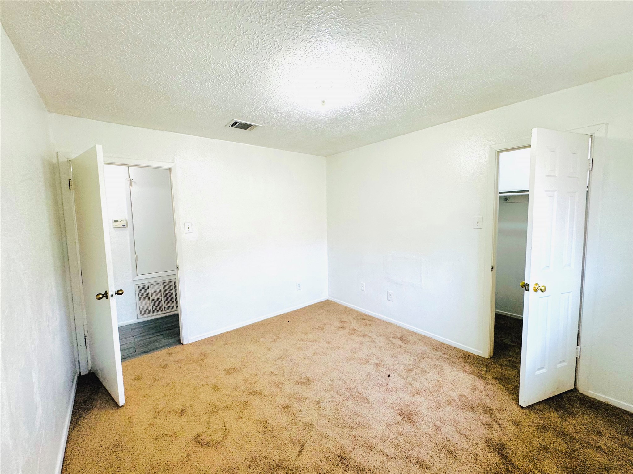 1803 Ripple Creek Drive Property Photo 18