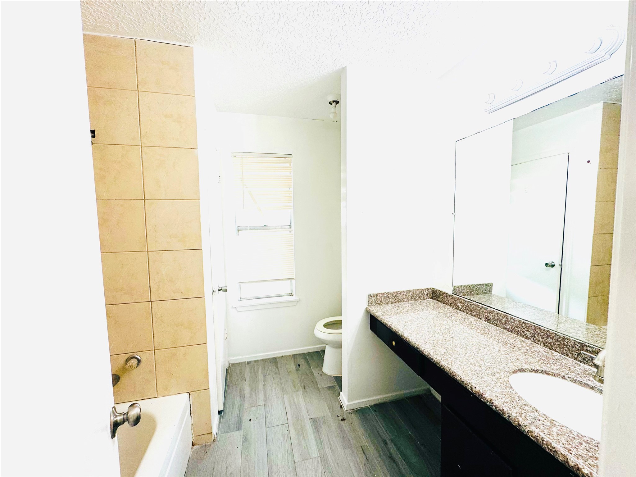1803 Ripple Creek Drive Property Photo 25