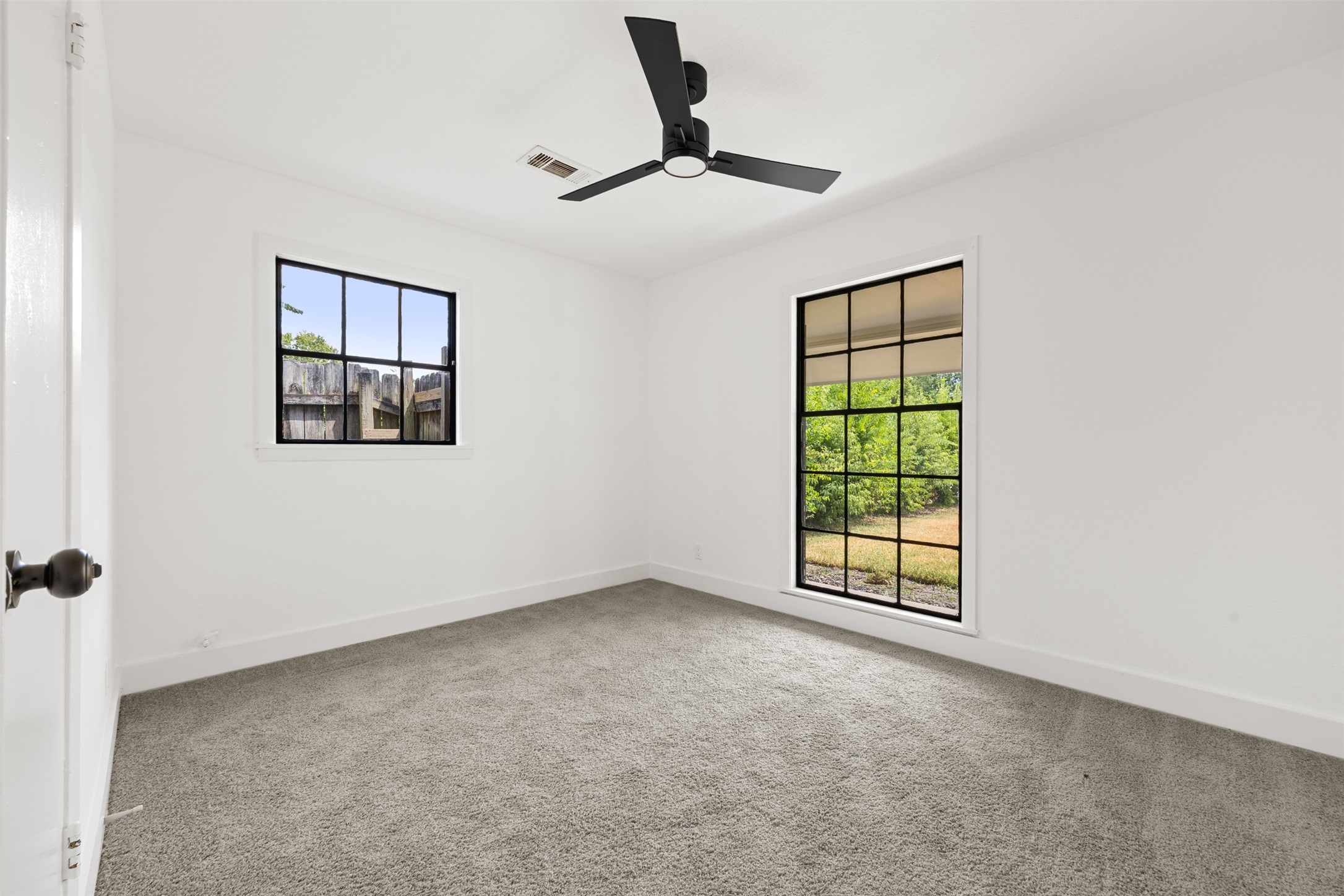 608 Lloyd Drive Property Photo 15
