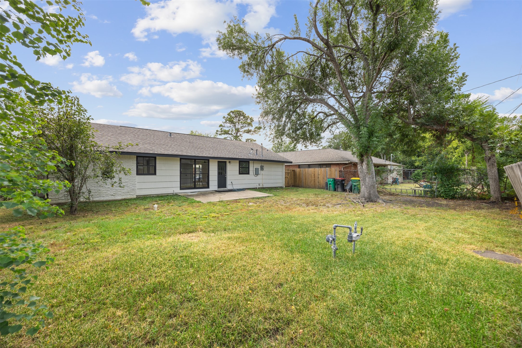 608 Lloyd Drive Property Photo 22