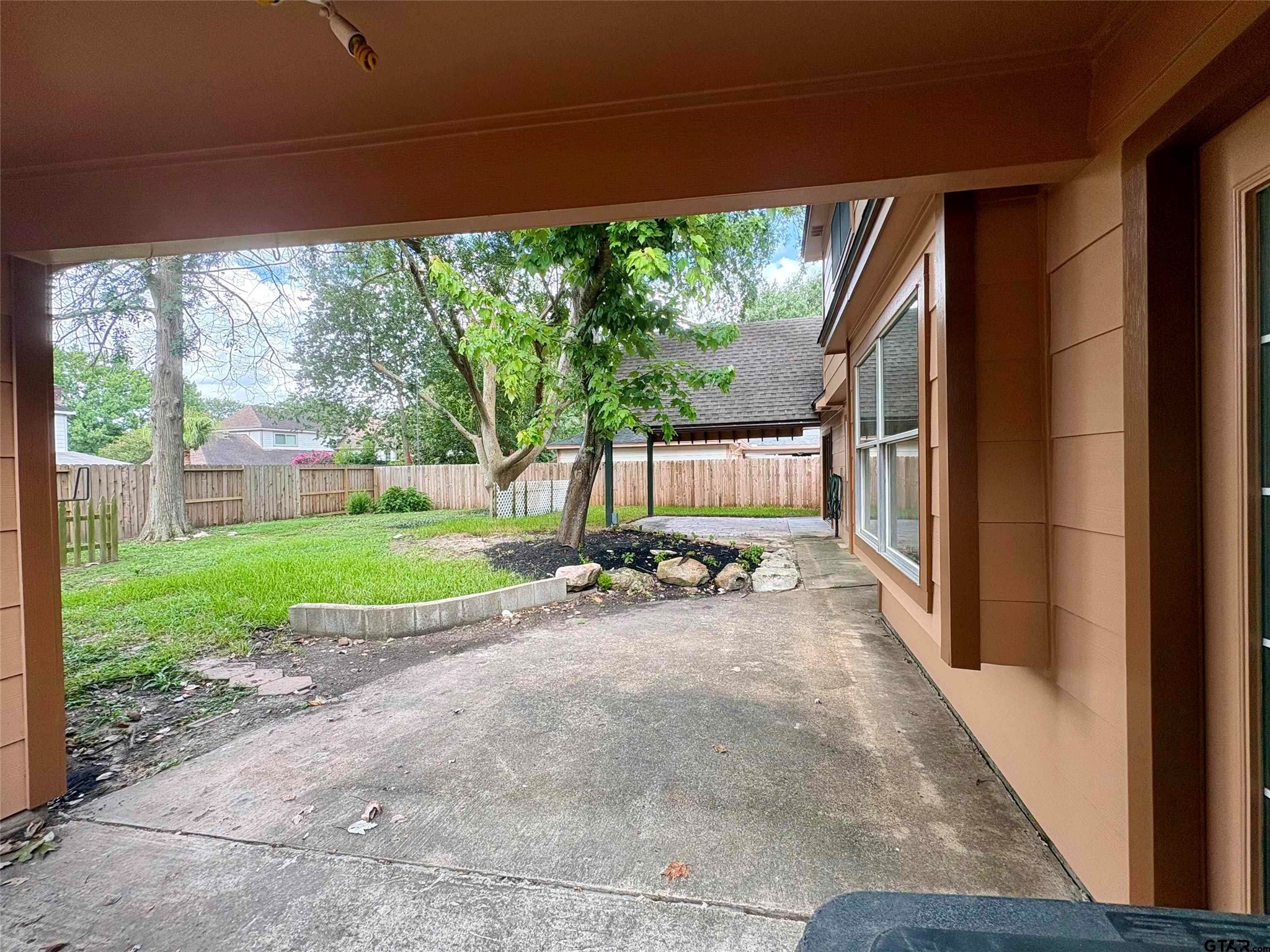 18023 Mountfield Drive Property Photo 6