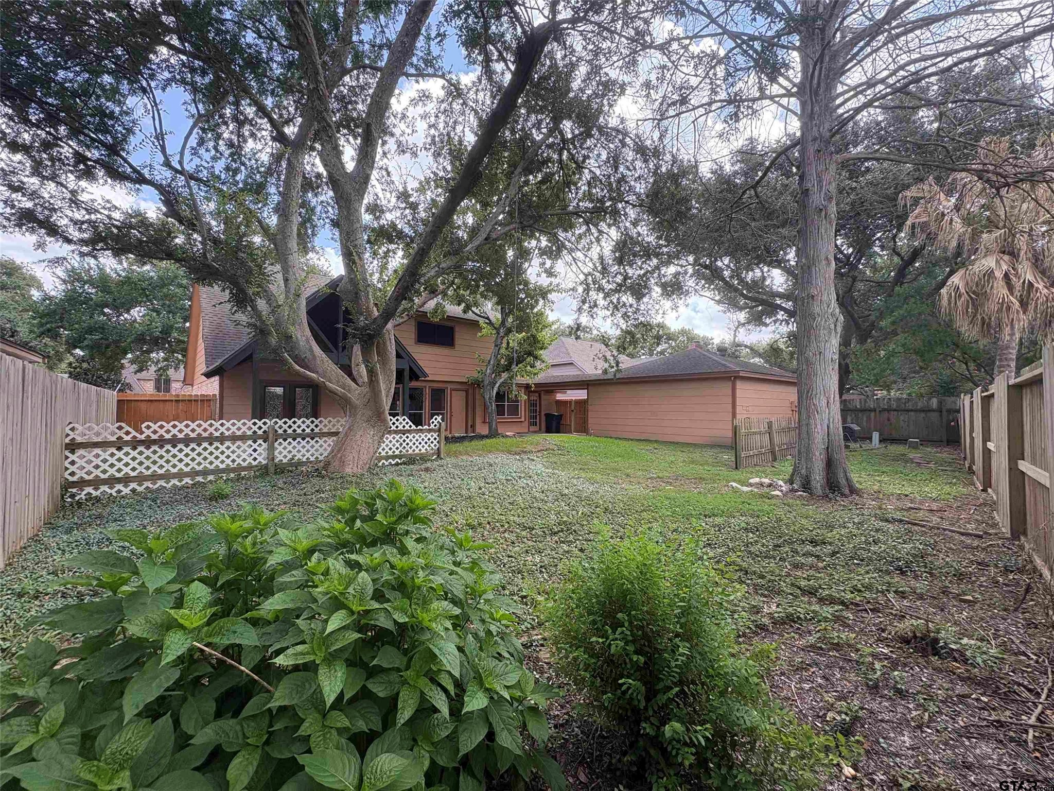 18023 Mountfield Drive Property Photo 8