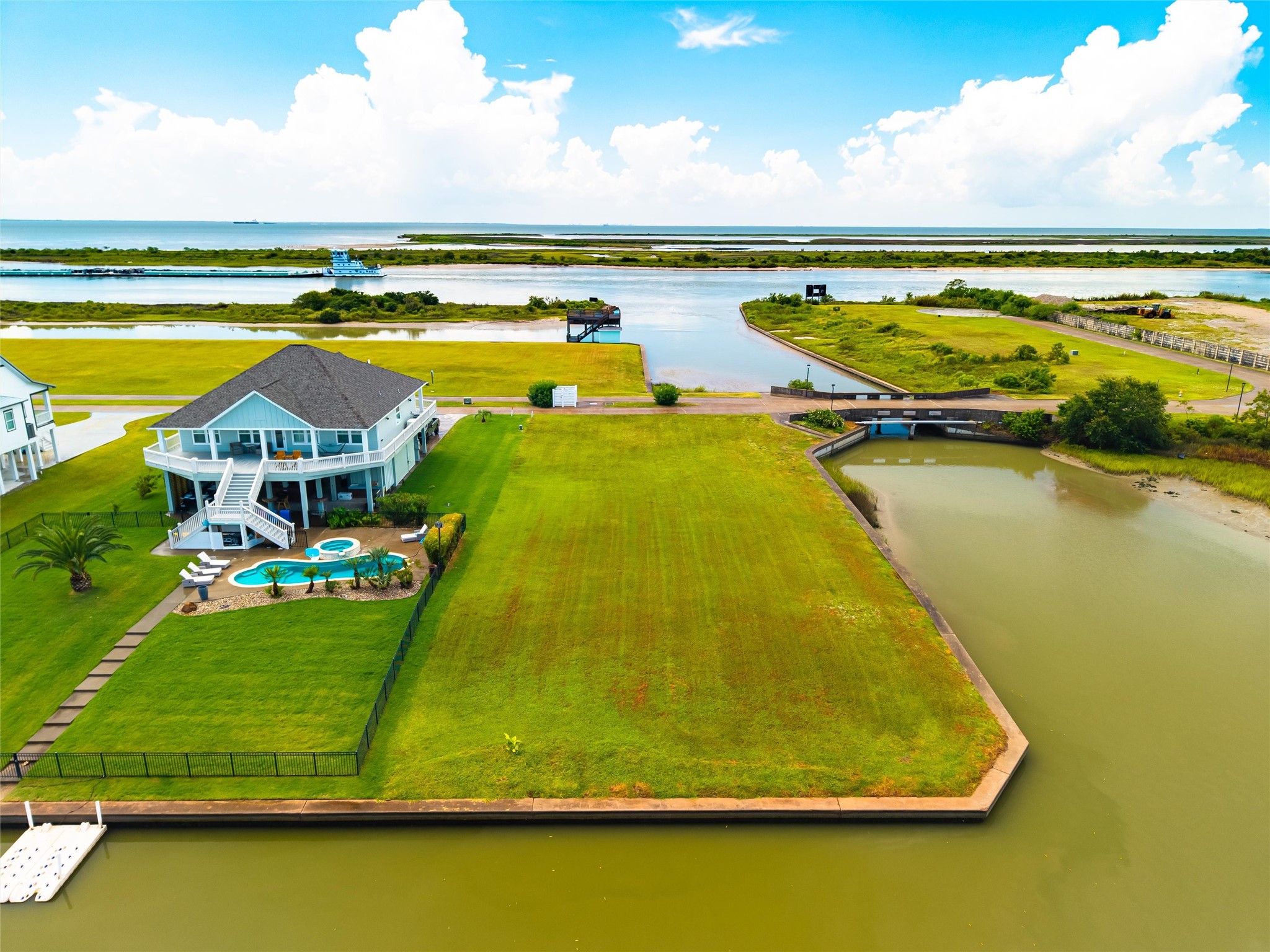 2112 Laguna Harbor Estate Boulevard Property Photo 8