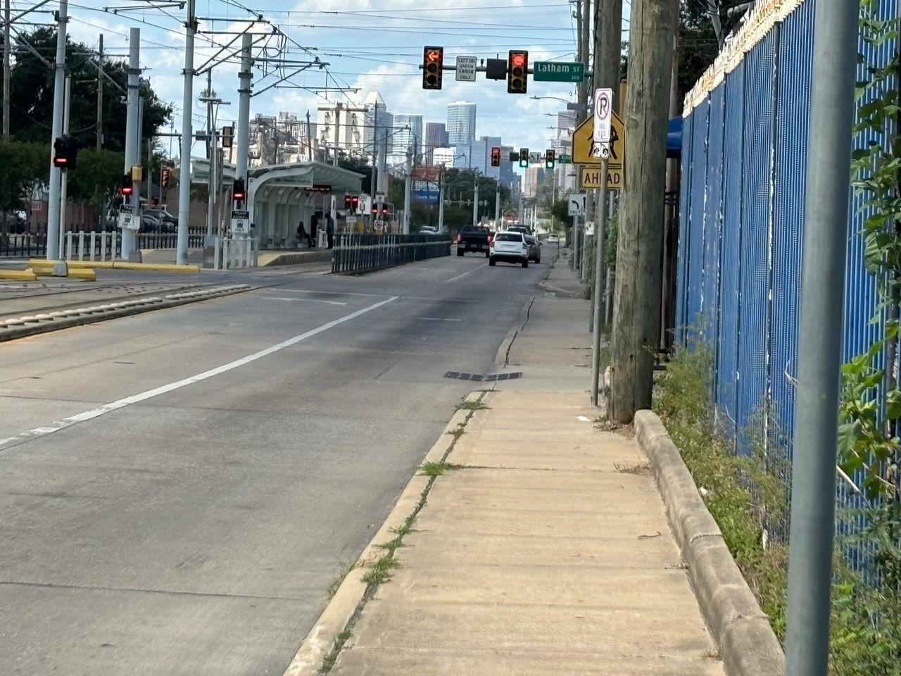 5621 Harrisburg Boulevard Property Photo 3