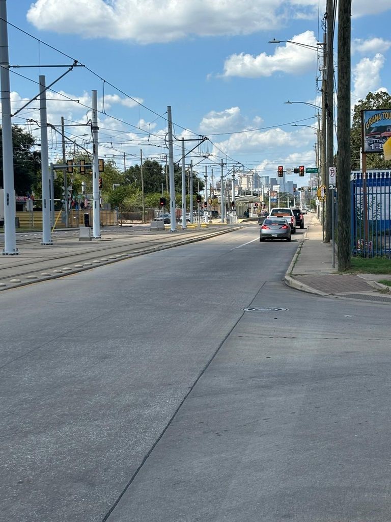 5621 Harrisburg Boulevard Property Photo 7