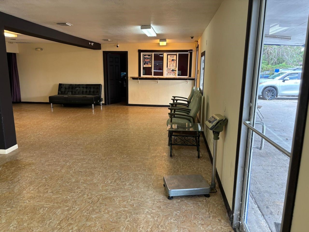 5621 Harrisburg Boulevard Property Photo 13