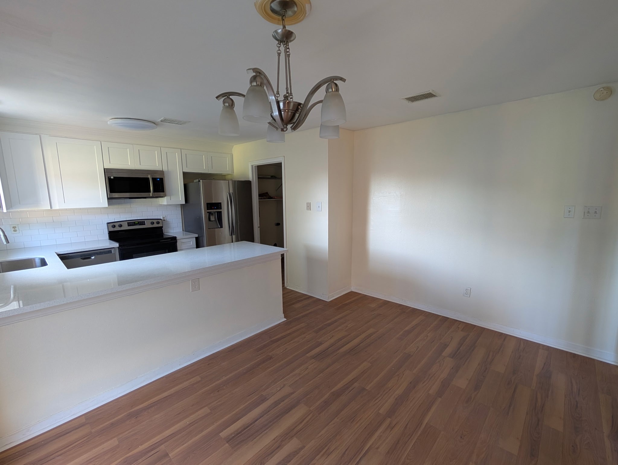 3138 Windmill Street Property Photo 10