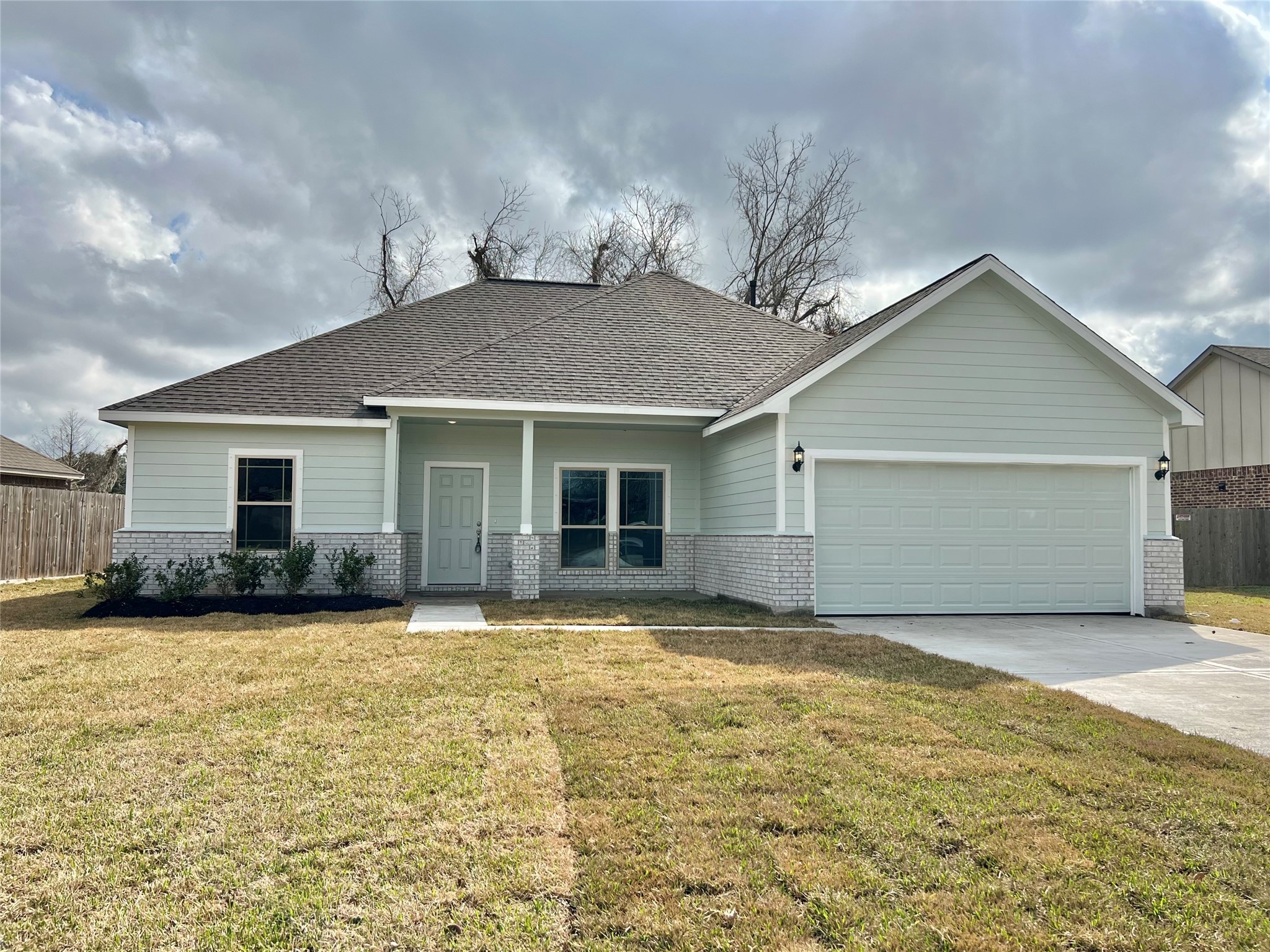 209 Crestview Drive Property Photo