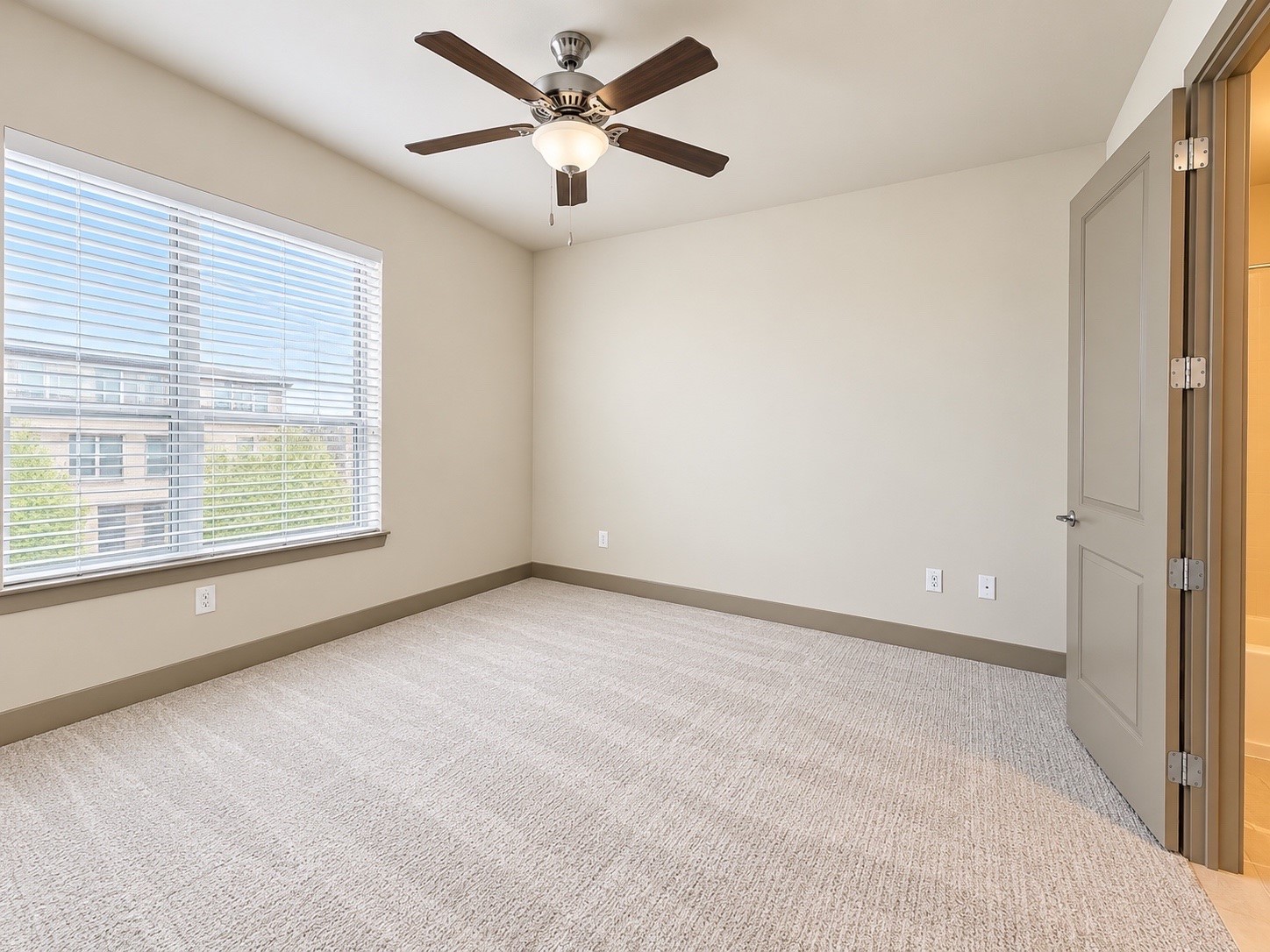 10402 Town And Country Way 501 Property Photo 9