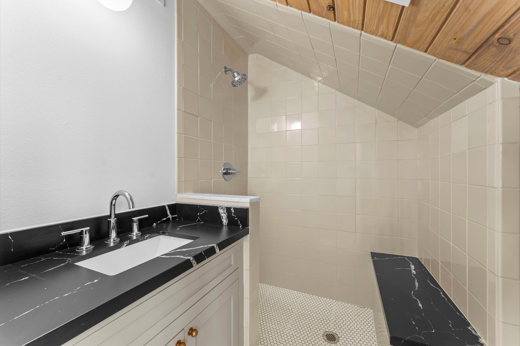 1420 Fm 1960 Property Photo 28