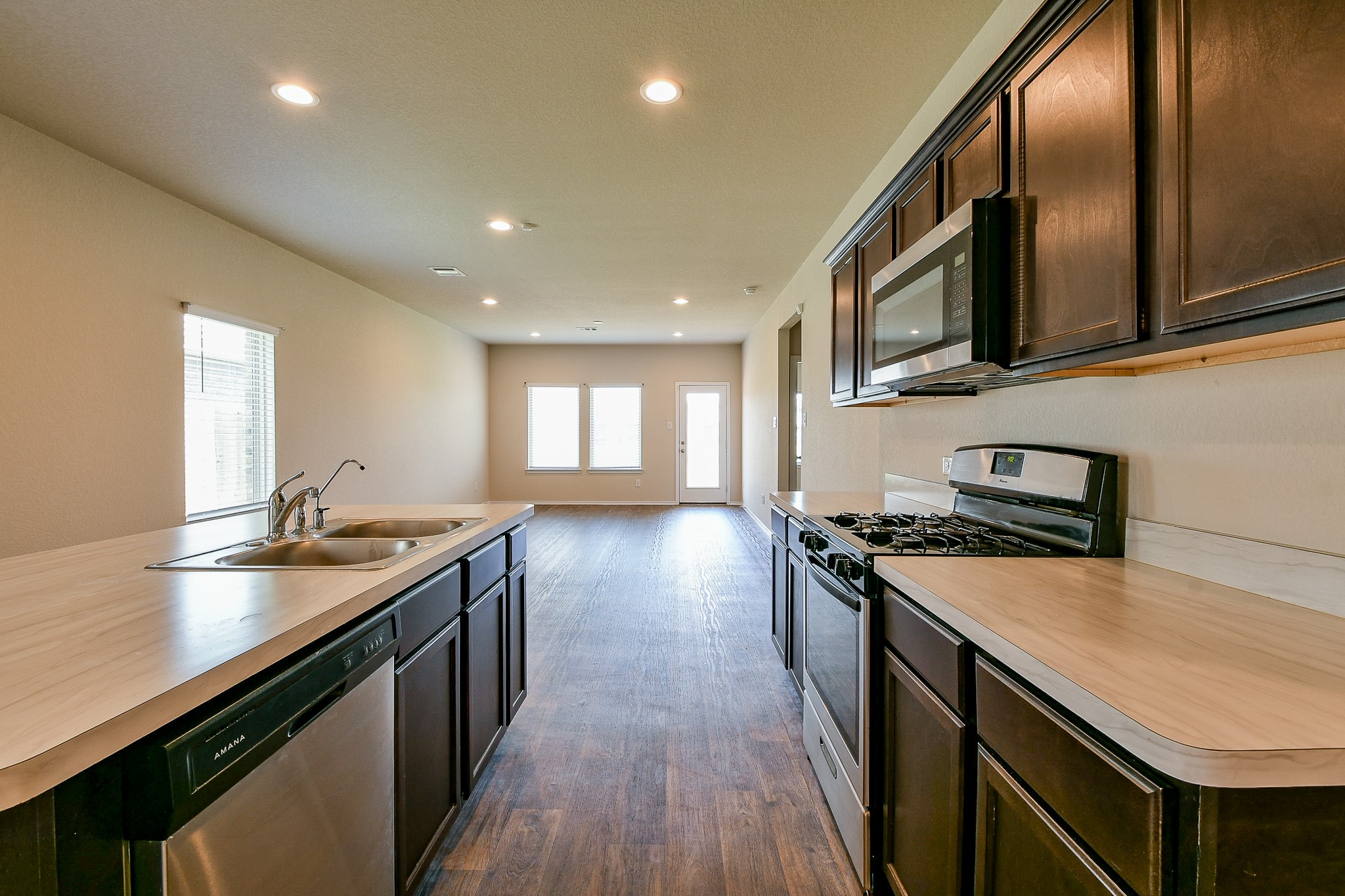 16744 Lonely Pines Drive Property Photo 7