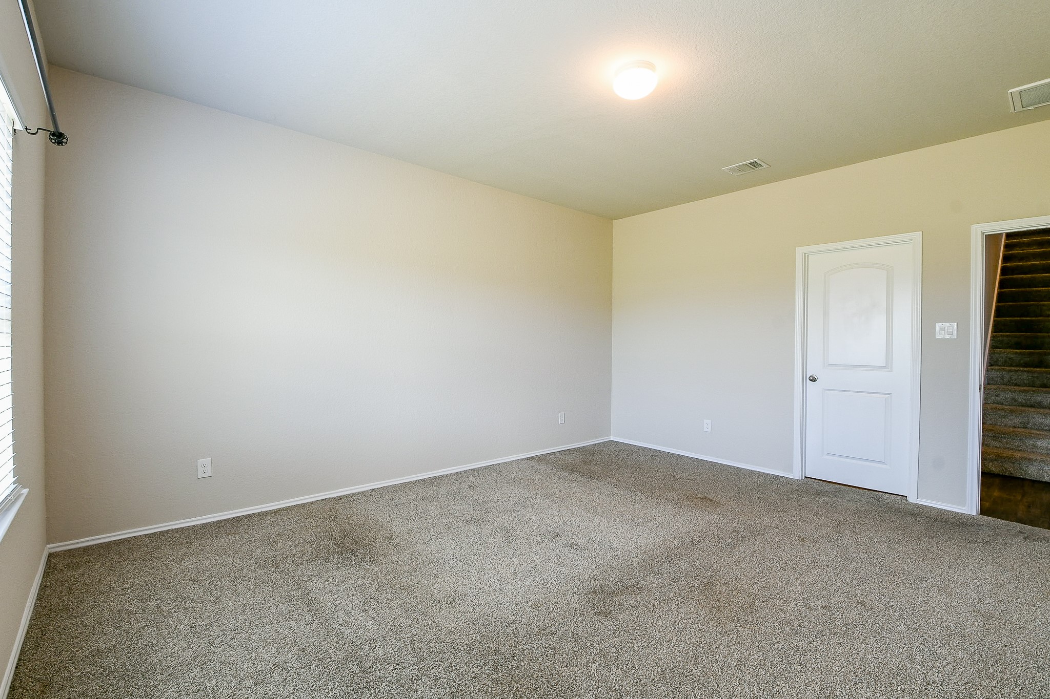 16744 Lonely Pines Drive Property Photo 12