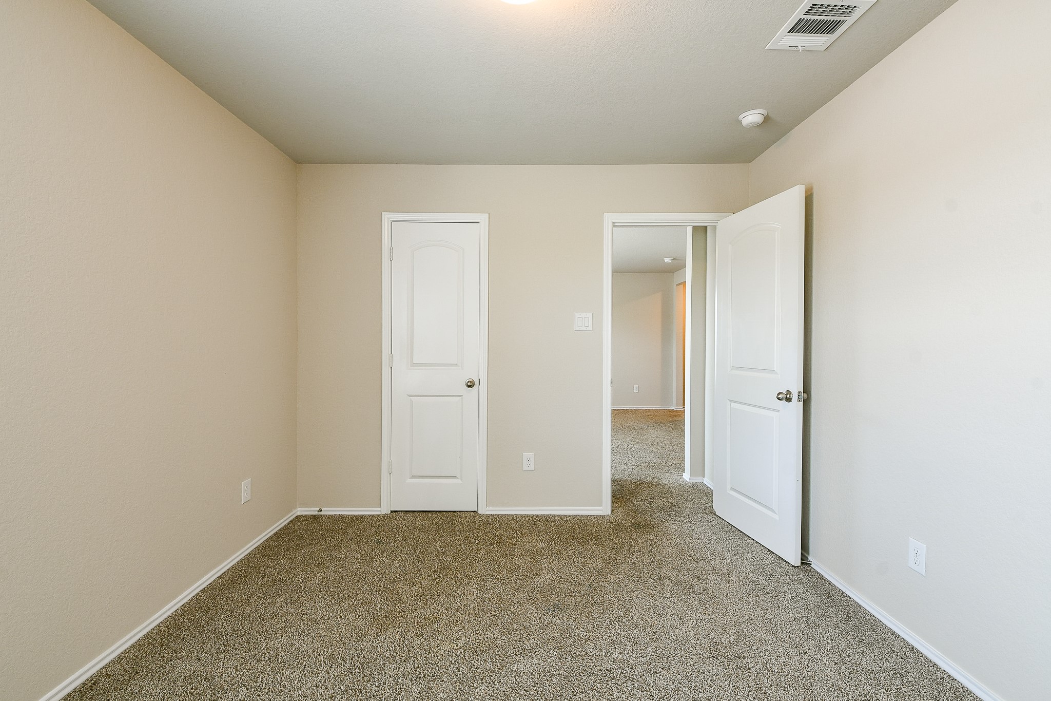 16744 Lonely Pines Drive Property Photo 21