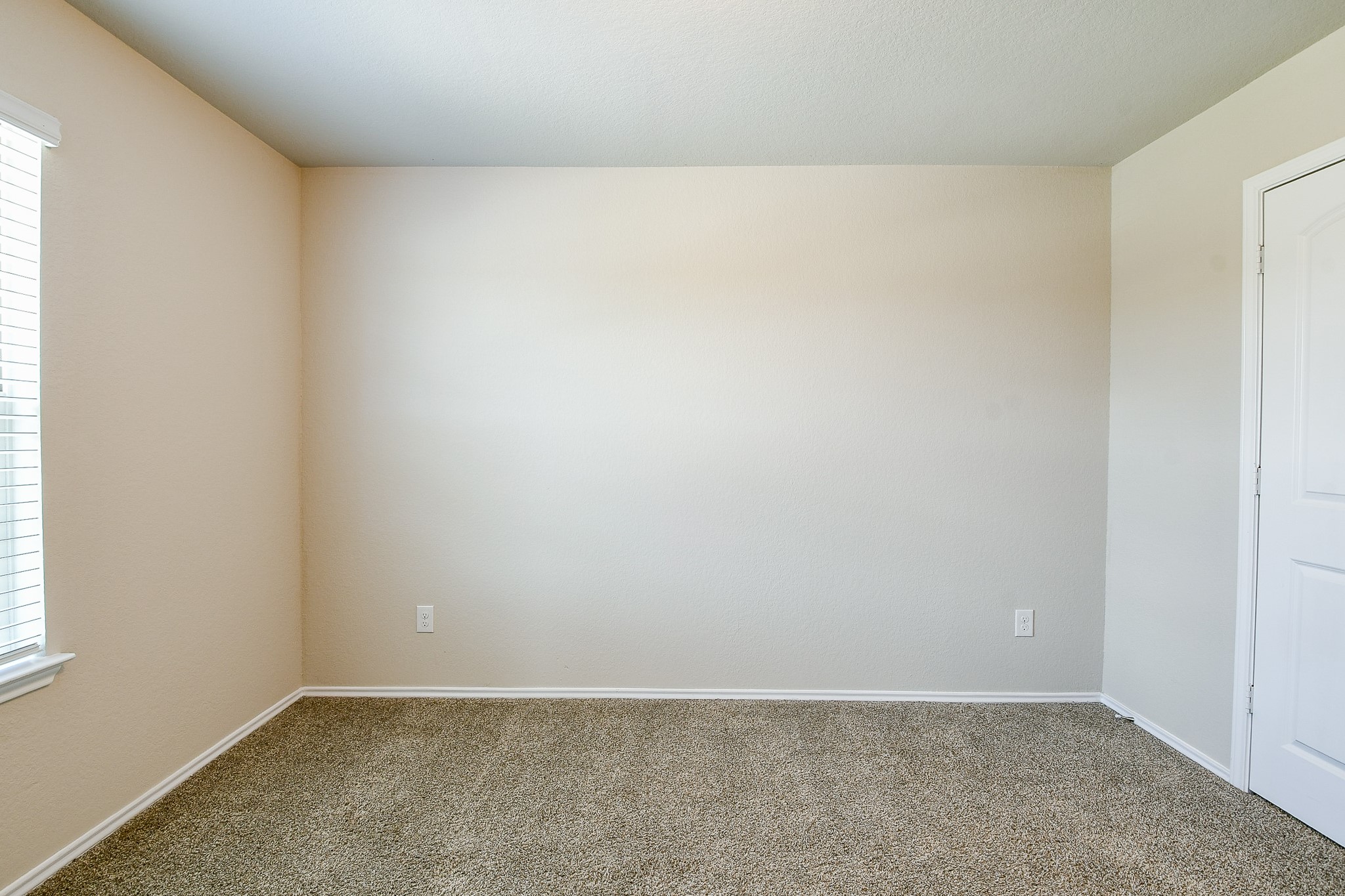 16744 Lonely Pines Drive Property Photo 24