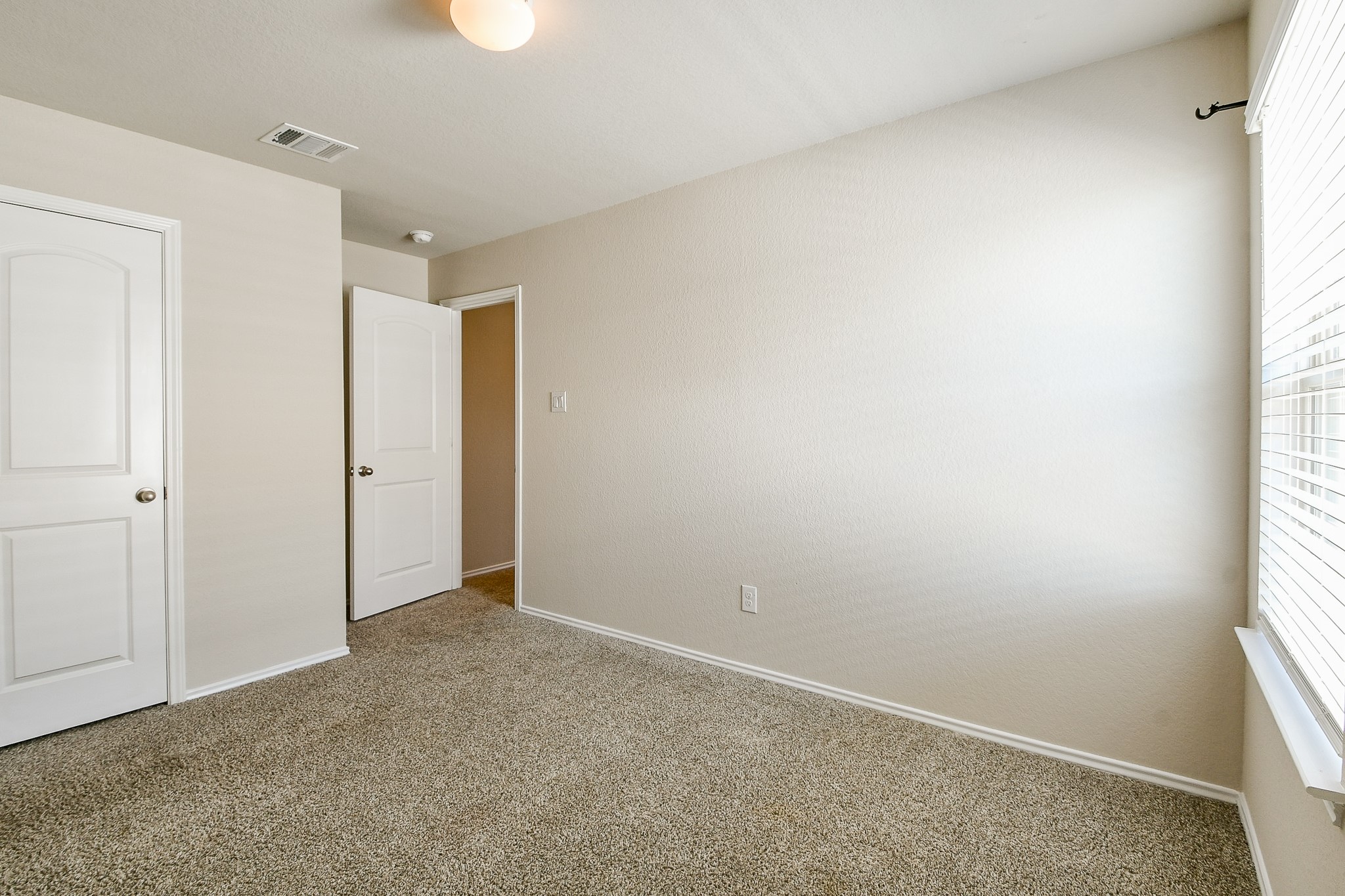 16744 Lonely Pines Drive Property Photo 29