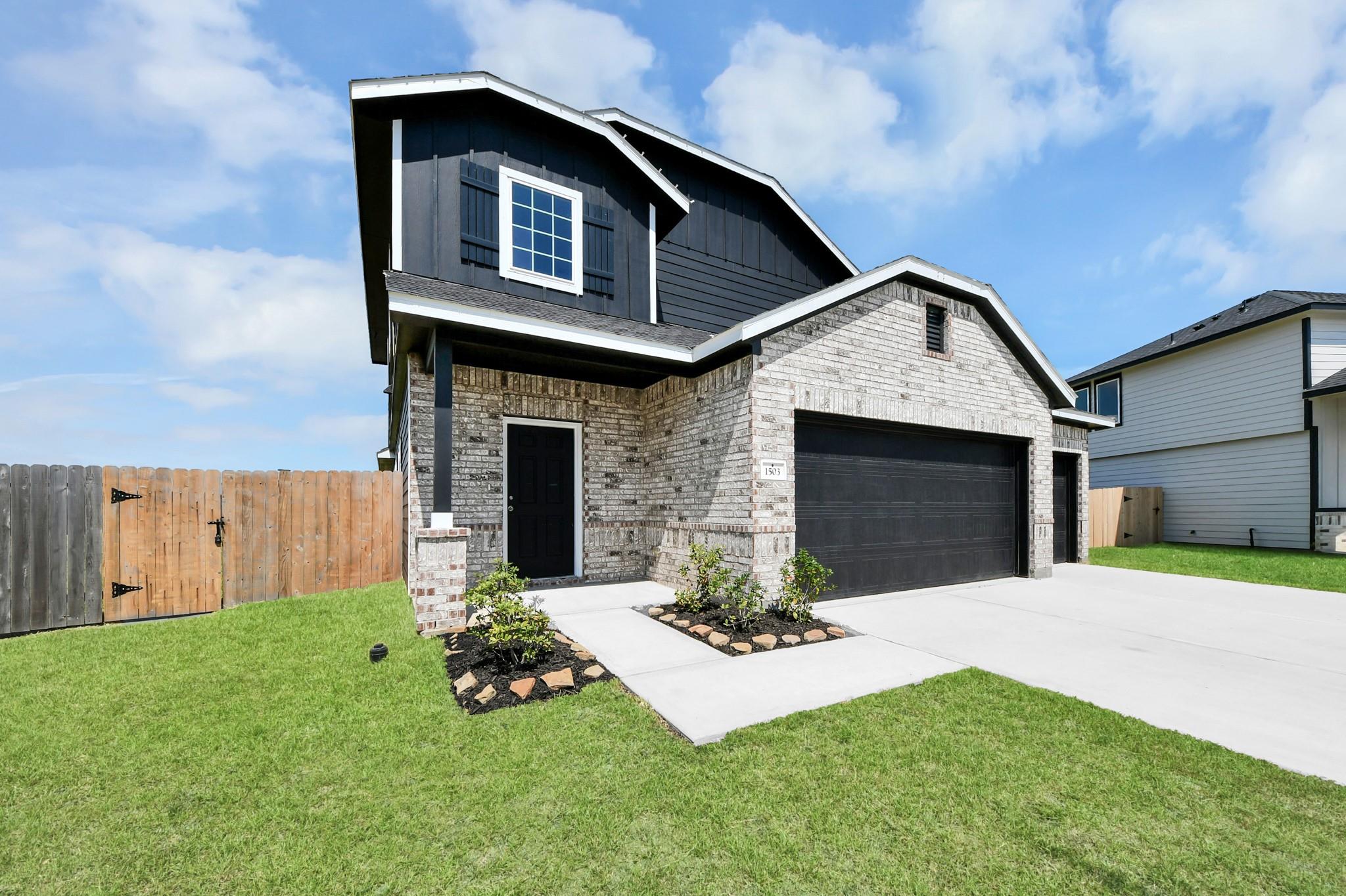 1503 Vanessa Gold Court, Crosby Tx 77532 Property Photo 2