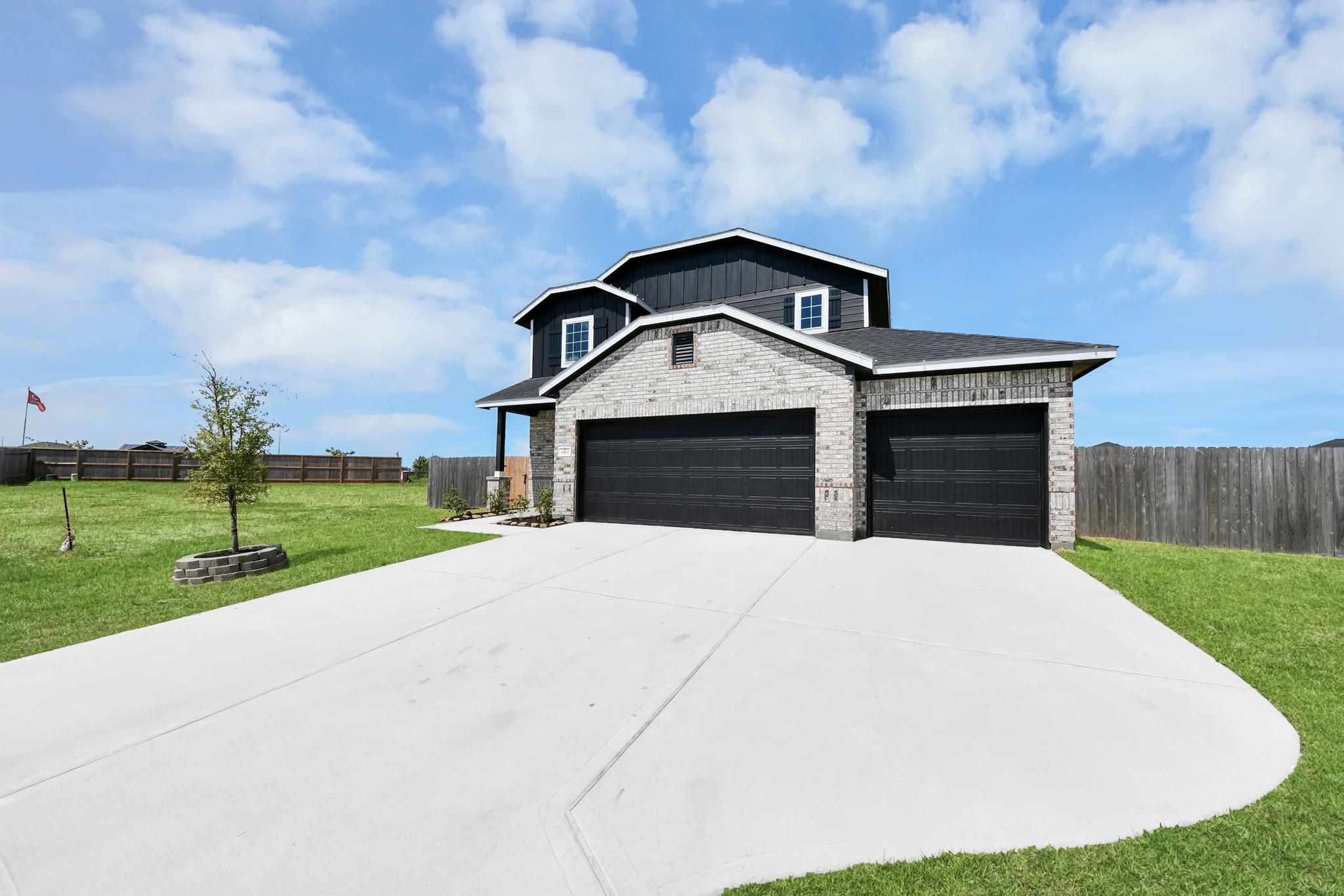 1503 Vanessa Gold Court, Crosby Tx 77532 Property Photo 3