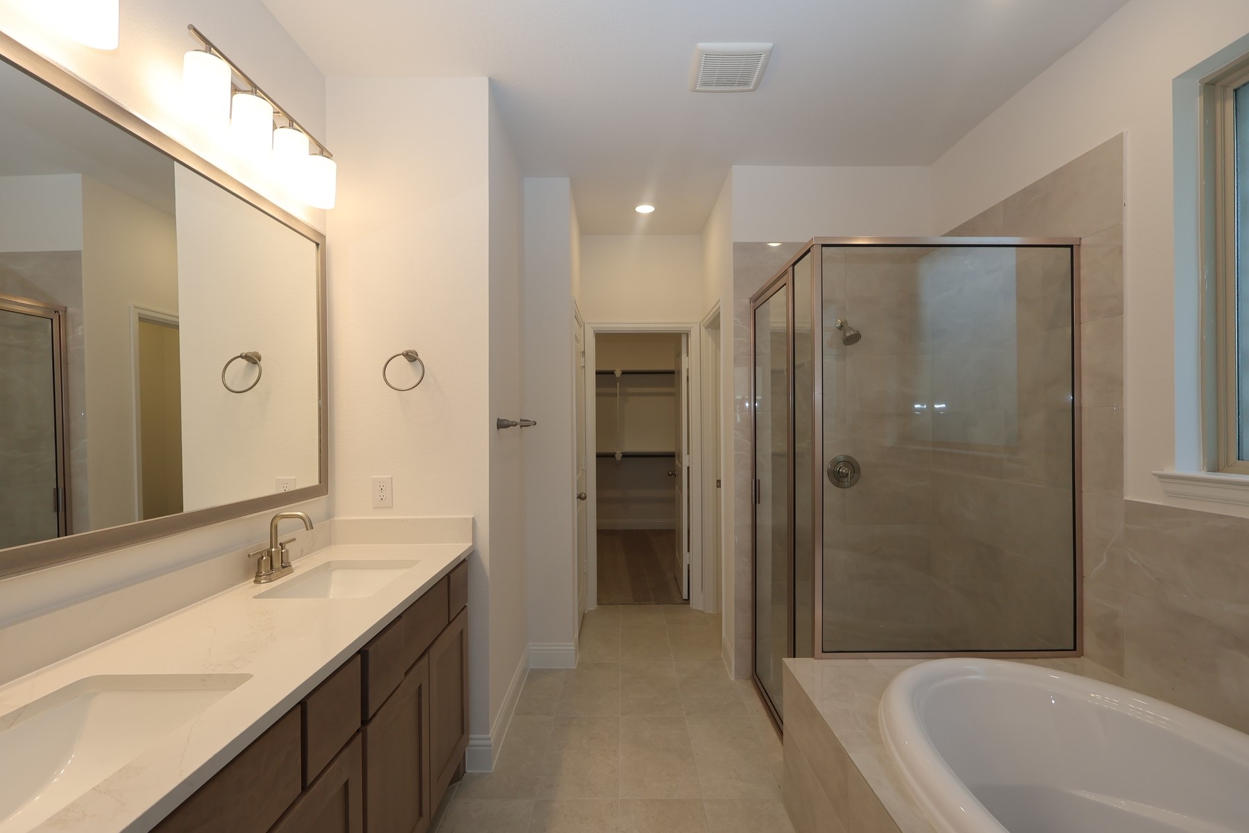 16330 Placid Stream Street Property Photo 8