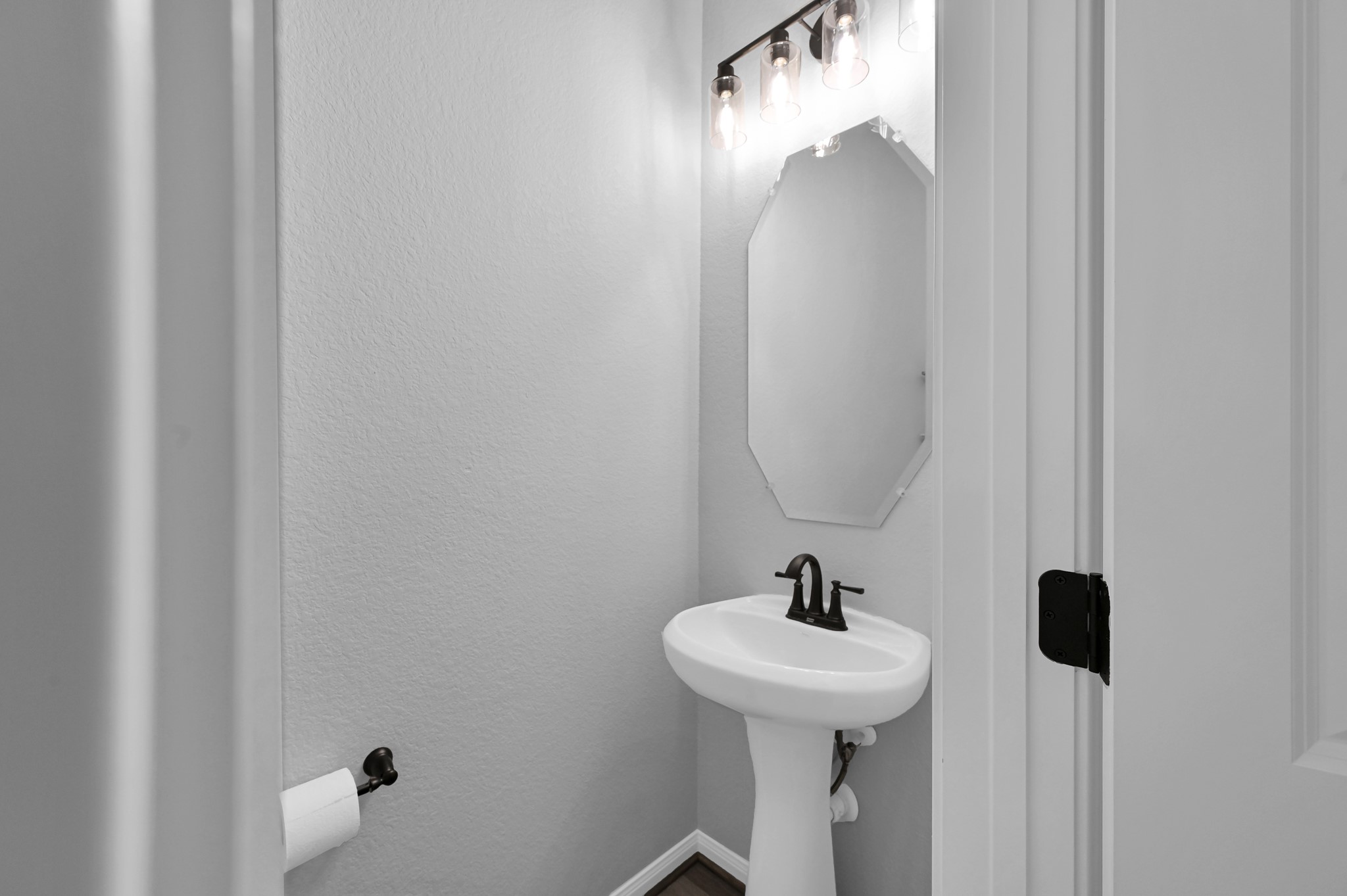 18207 Samie Nell Court Property Photo 32