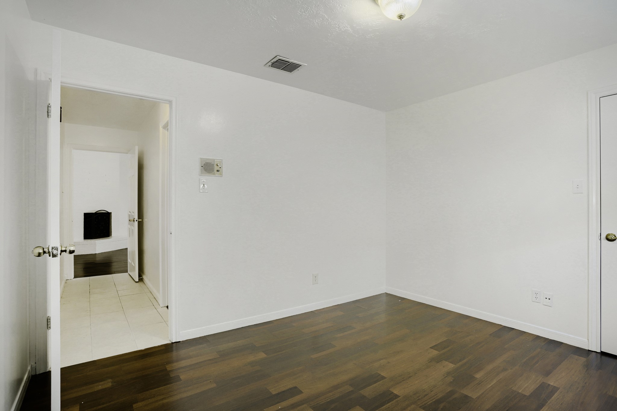 9610 S Hanworth Drive Property Photo 22