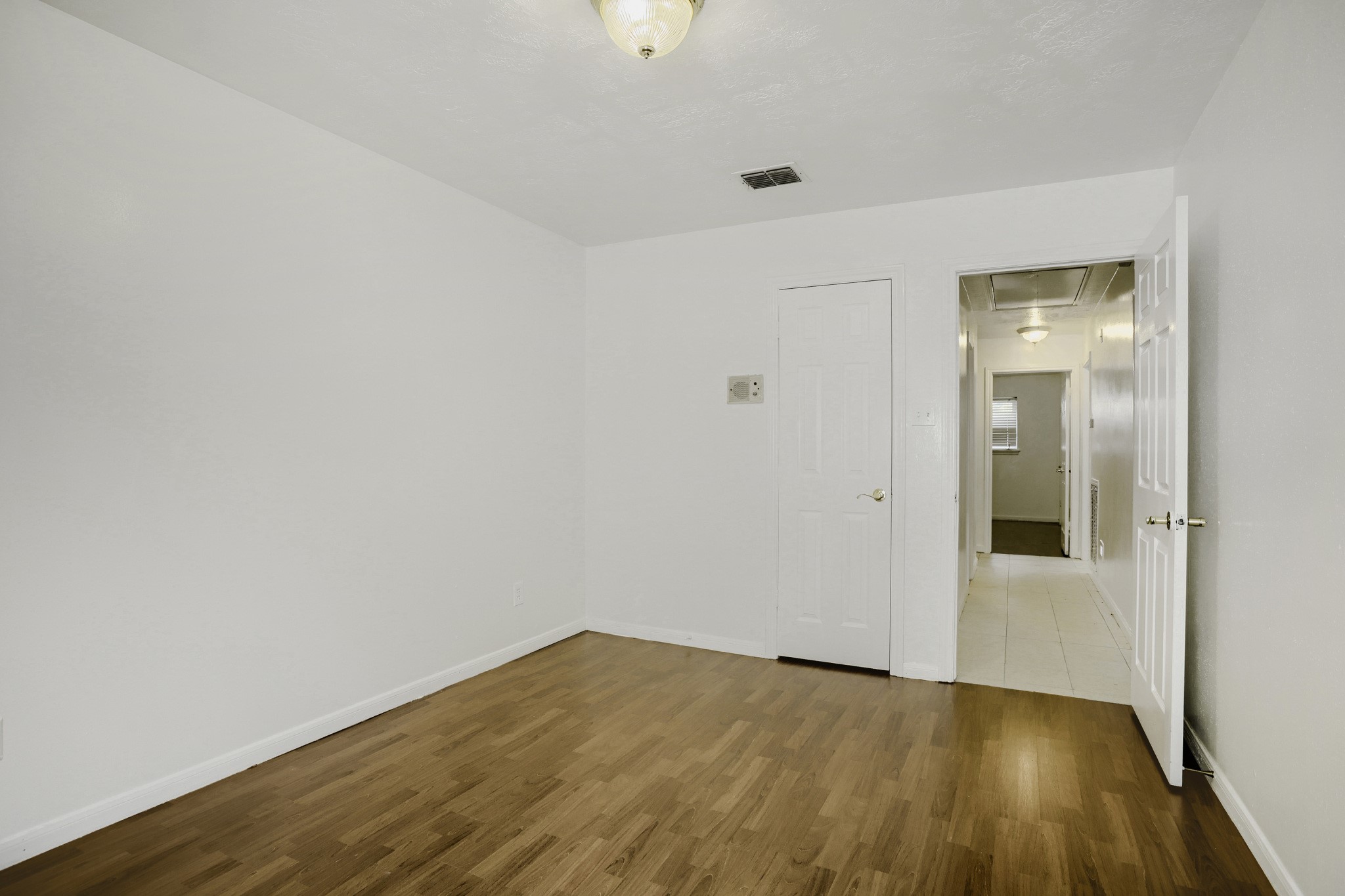 9610 S Hanworth Drive Property Photo 24